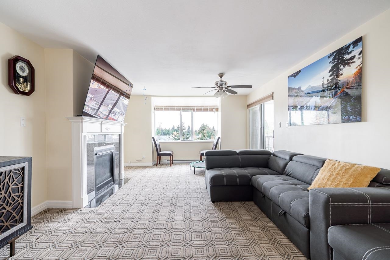306 9763 140 STREET Unit: 306