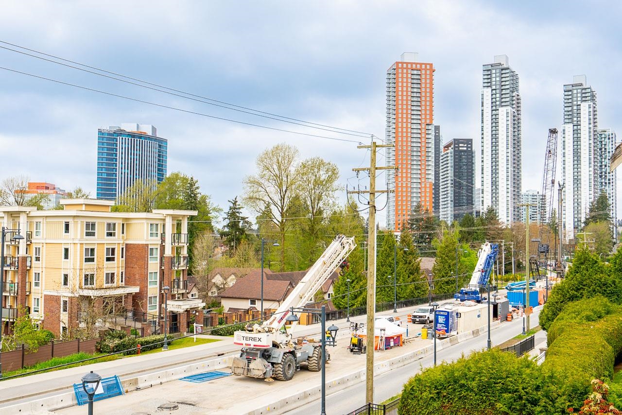 306 9763 140 STREET Unit: 306