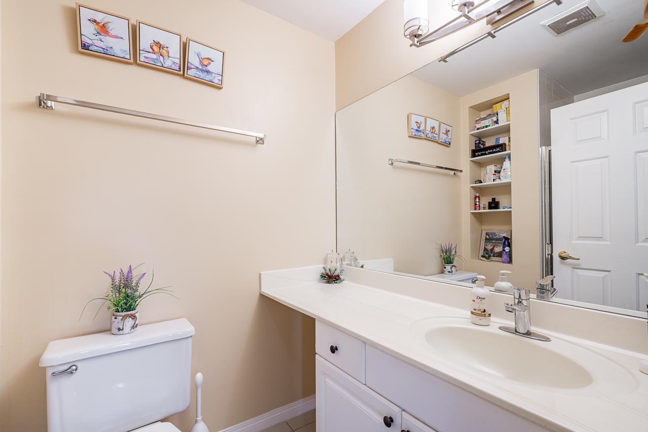 306 9763 140 STREET Unit: 306