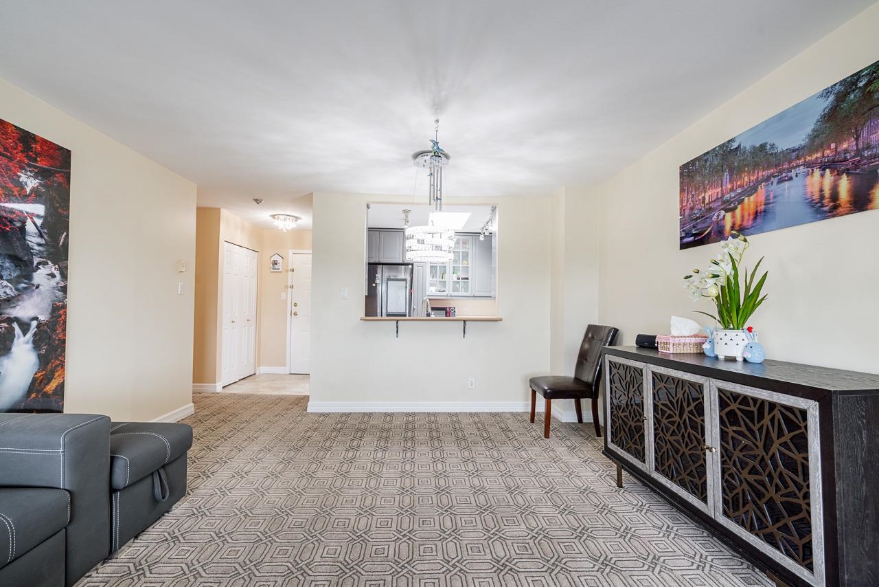 306 9763 140 STREET Unit: 306