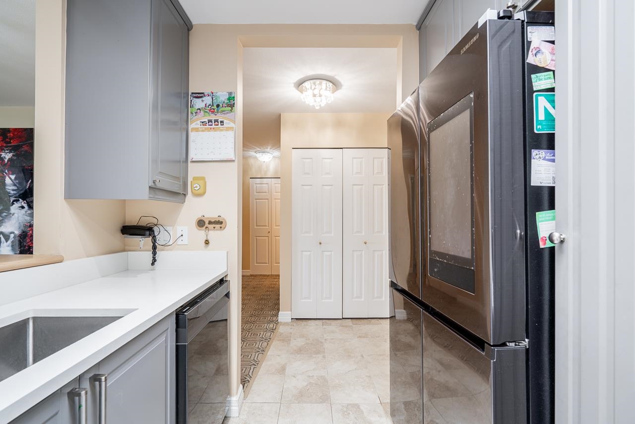 306 9763 140 STREET Unit: 306