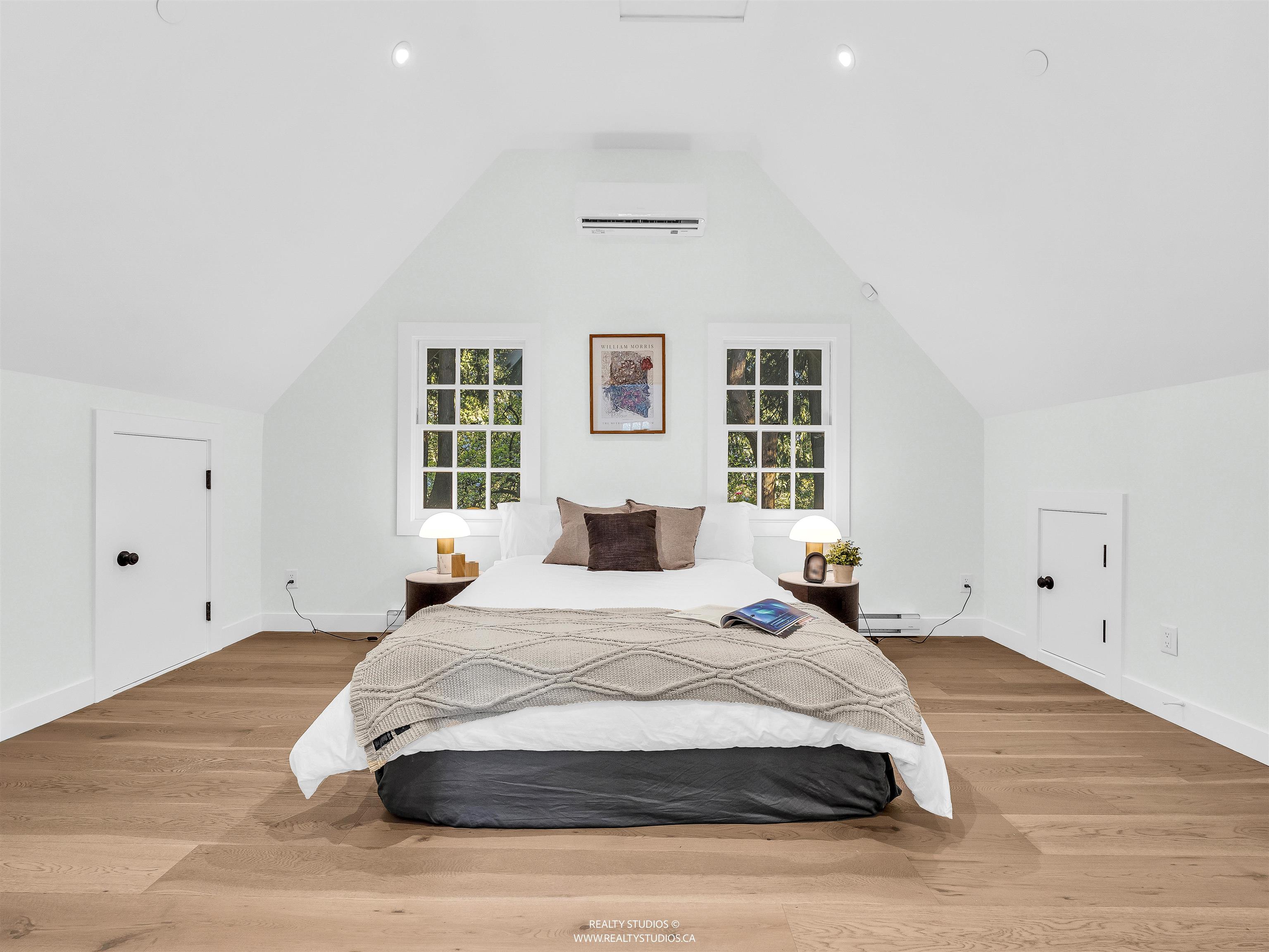2050 SW MARINE DRIVE