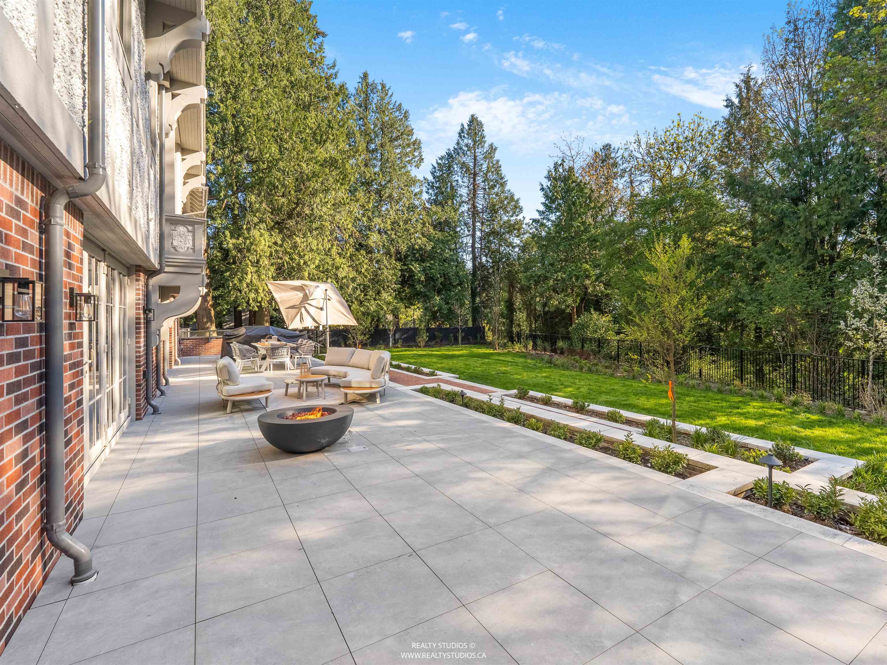 2050 SW MARINE DRIVE