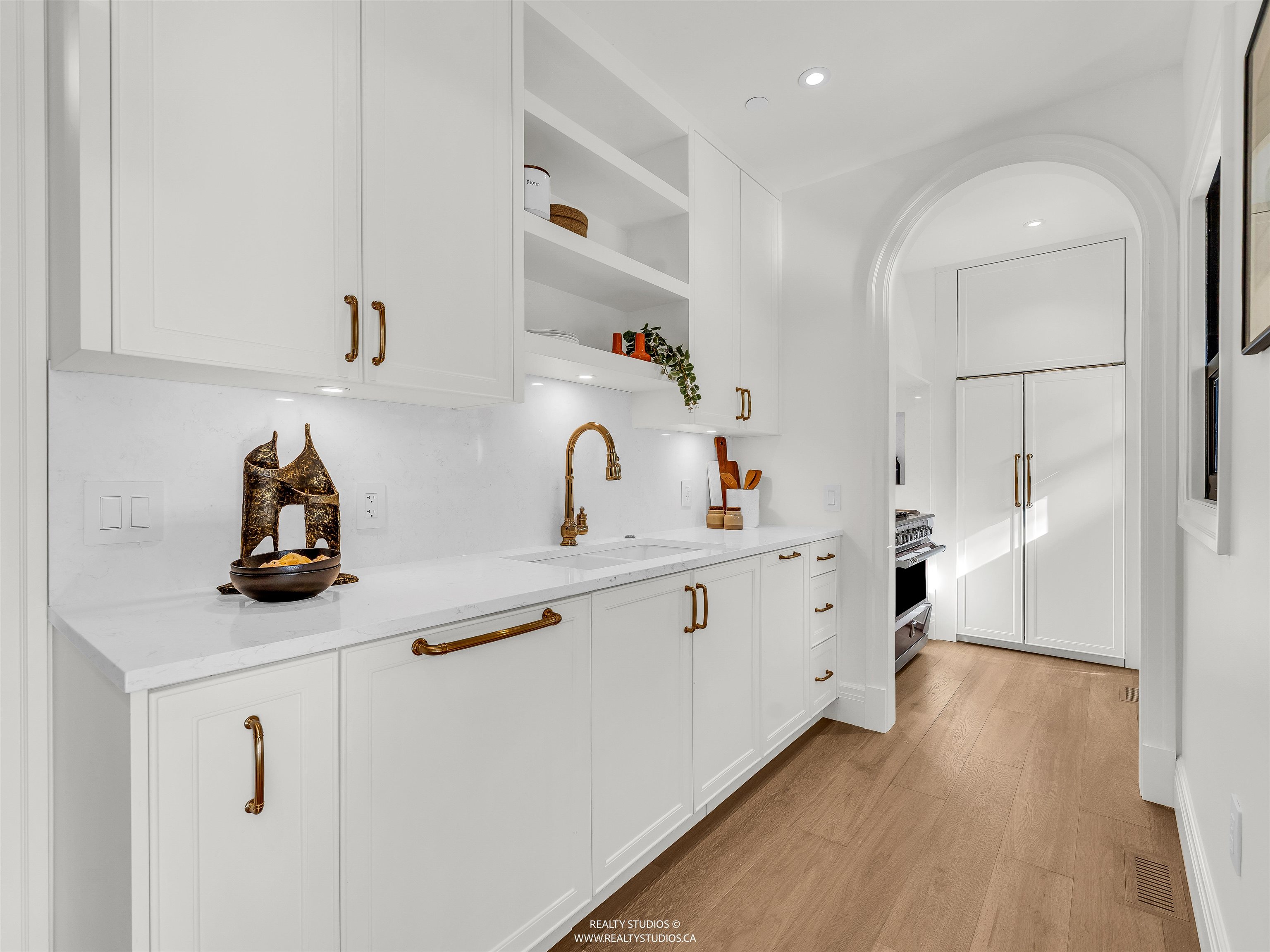 2050 SW MARINE DRIVE