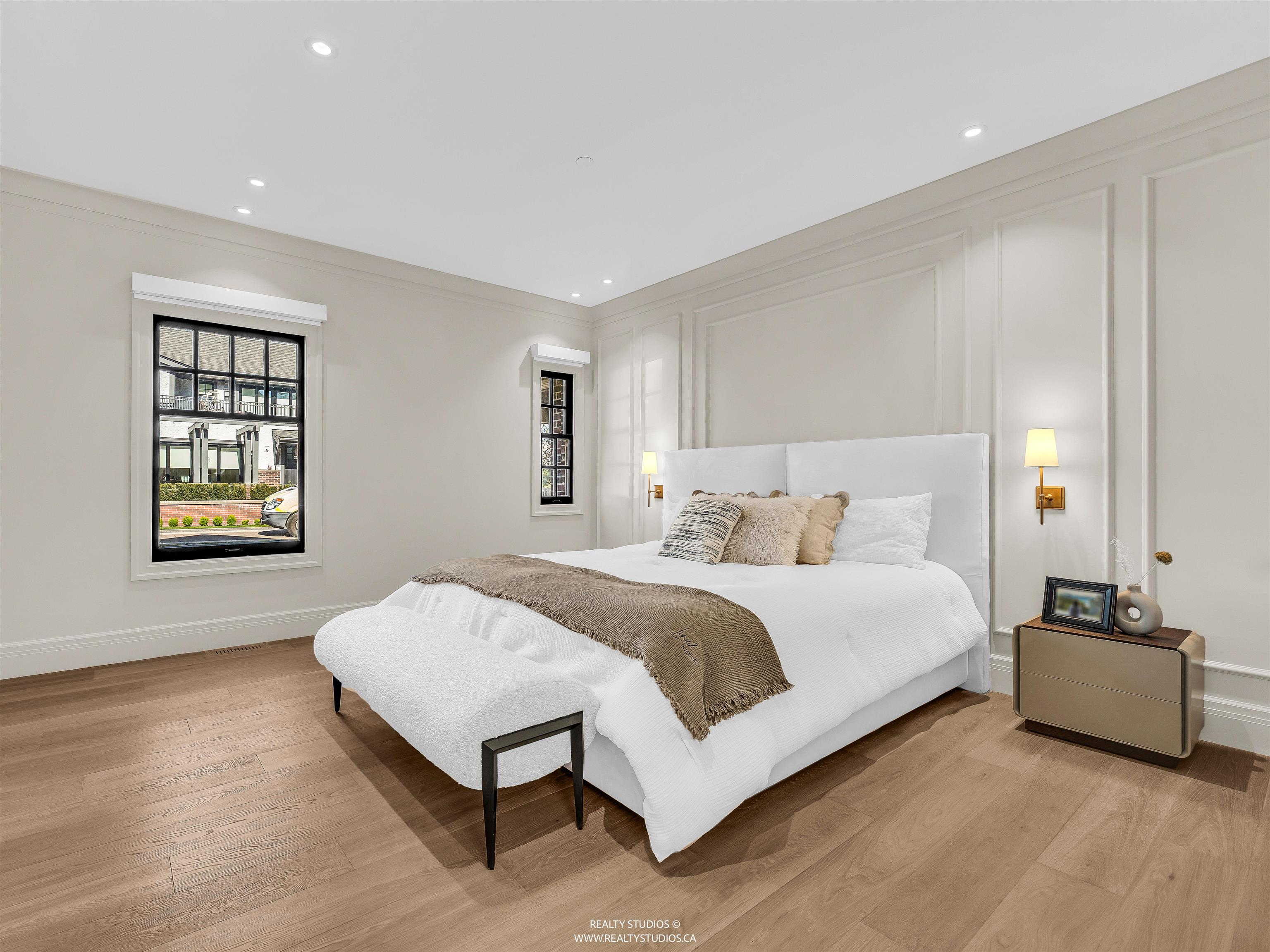 2050 SW MARINE DRIVE