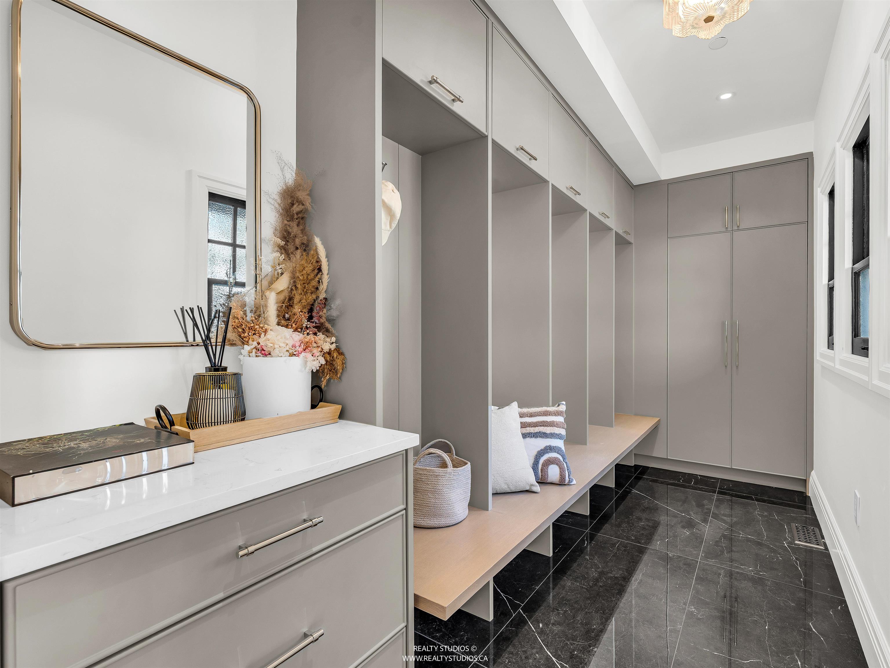 2050 SW MARINE DRIVE