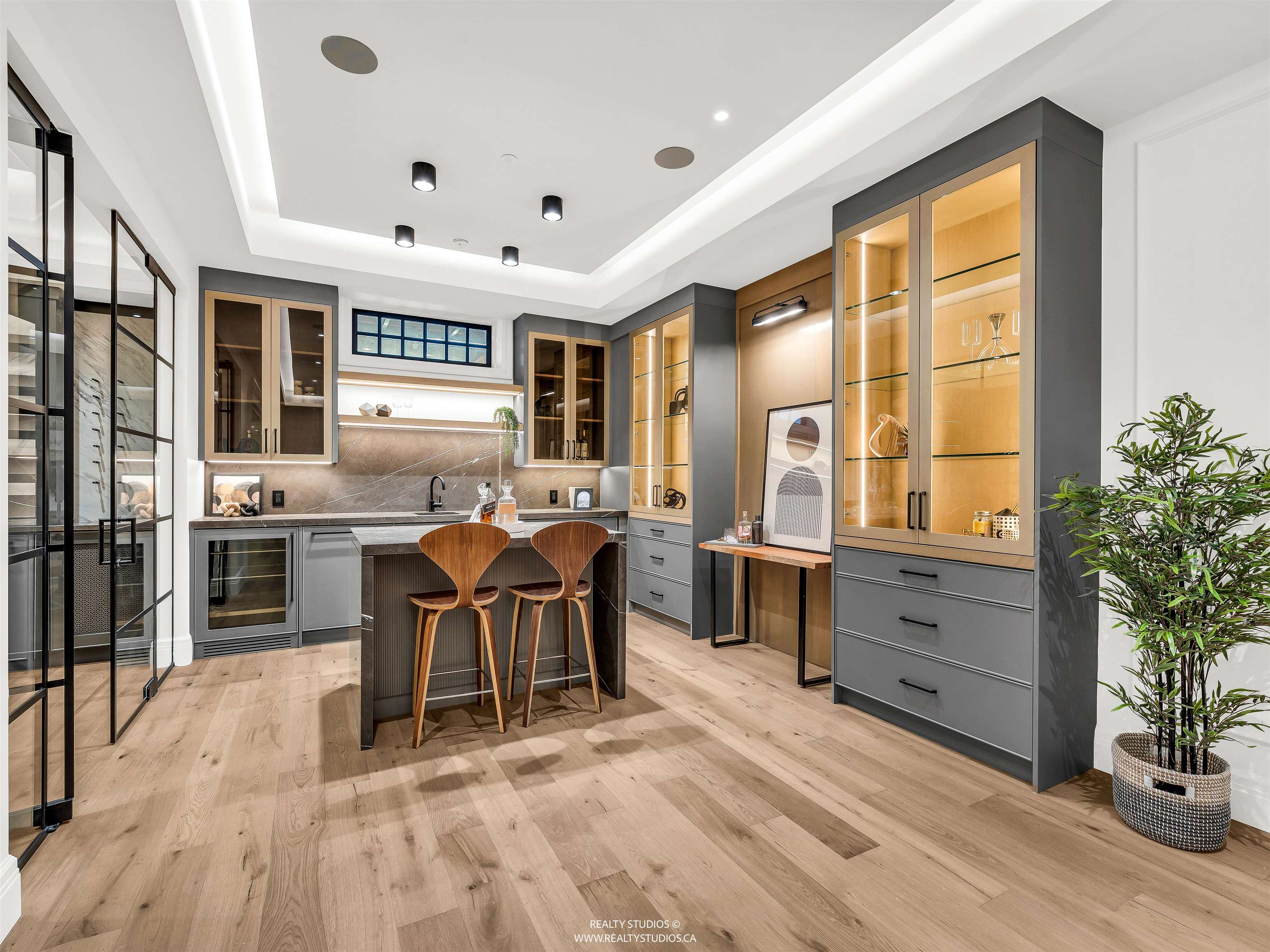 2050 SW MARINE DRIVE