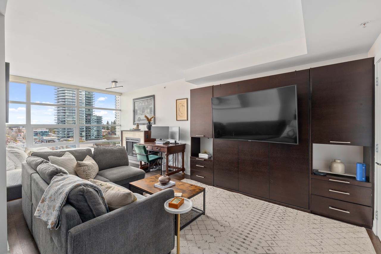 #905 1473 JOHNSTON ROAD Unit: #905