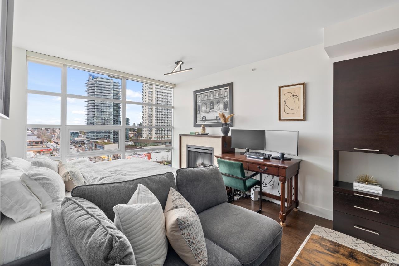 #905 1473 JOHNSTON ROAD Unit: #905