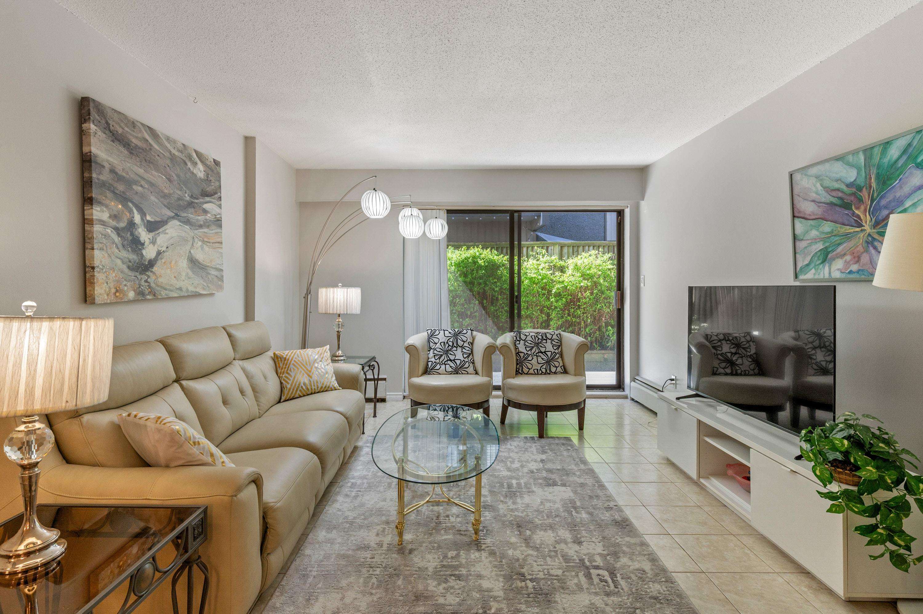 103 2040 CORNWALL AVENUE Unit: 103