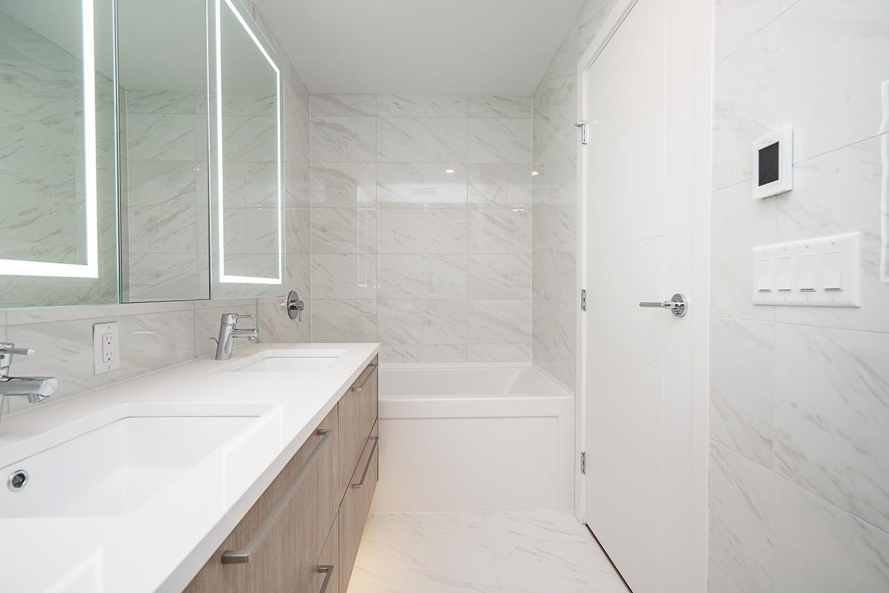 303 6398 SILVER AVENUE Unit: 303