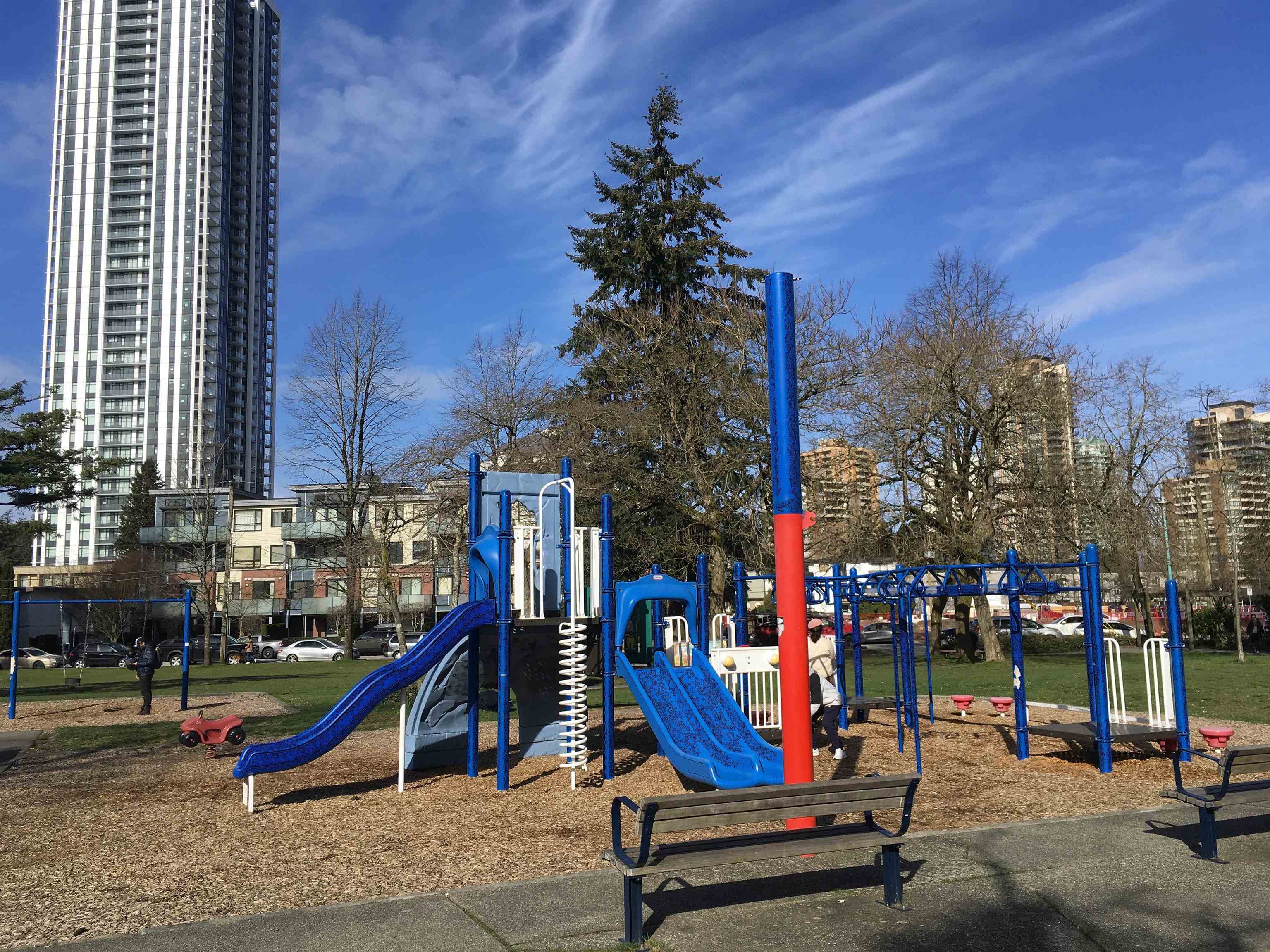 303 6398 SILVER AVENUE Unit: 303