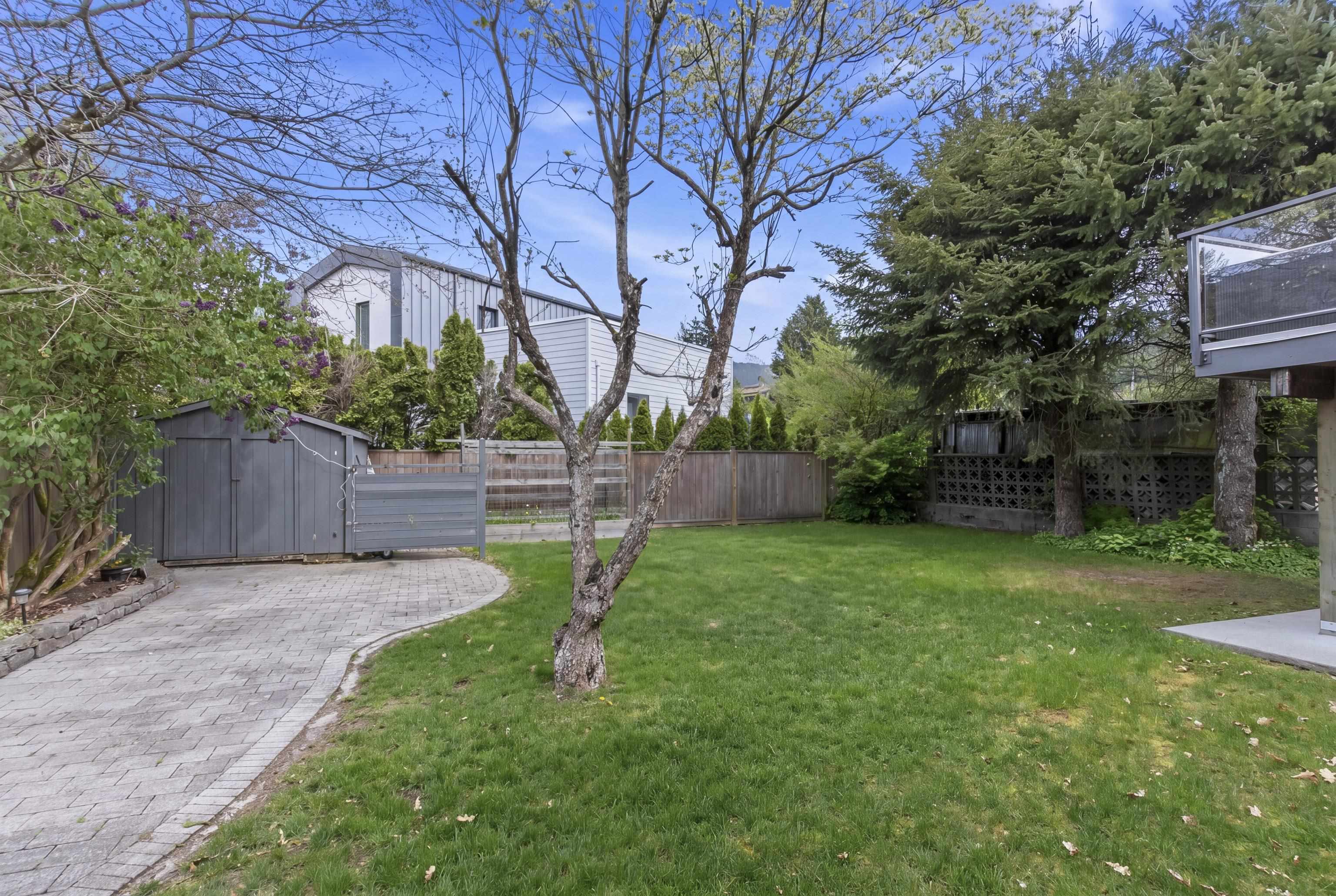 2101 DIAMOND ROAD