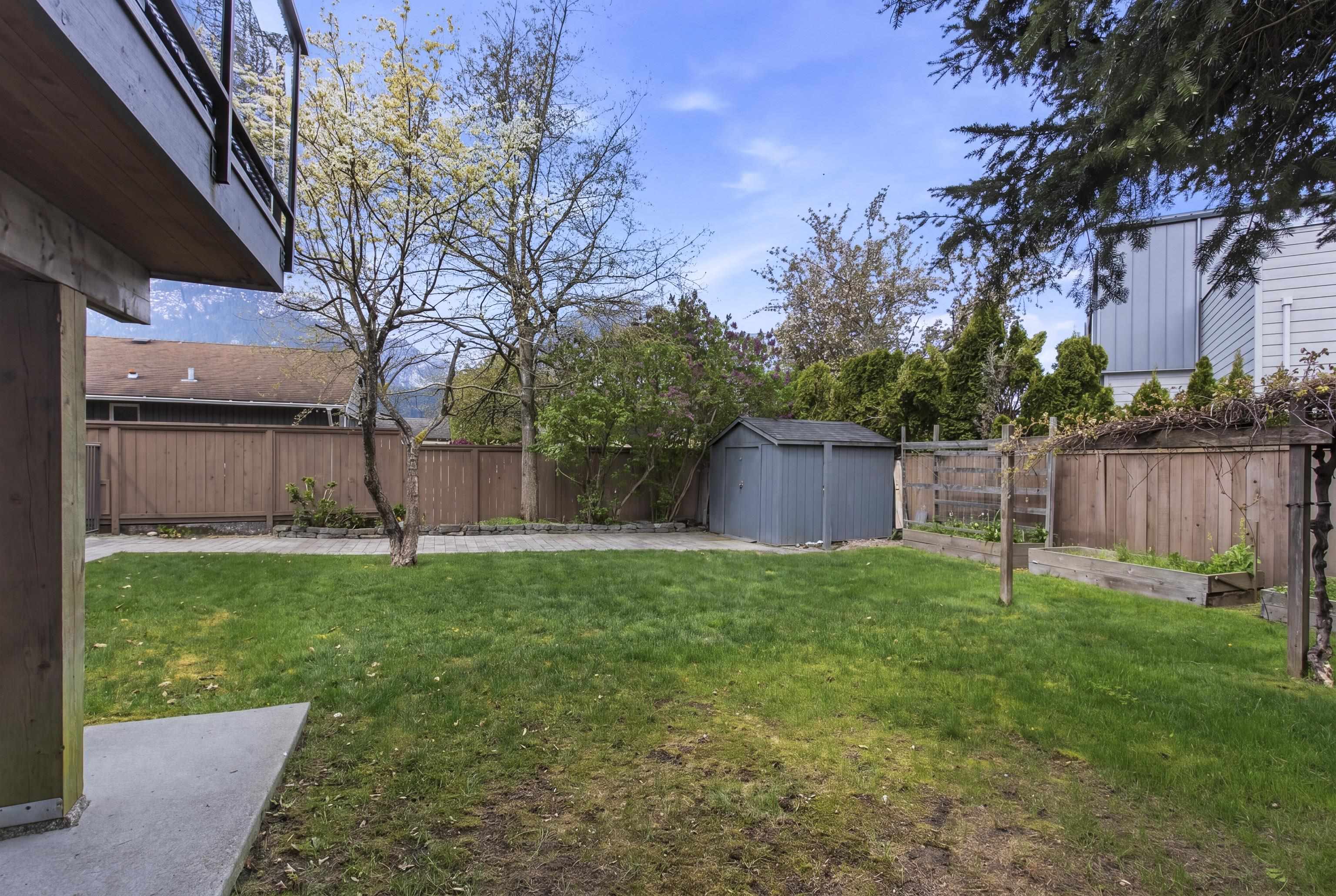 2101 DIAMOND ROAD