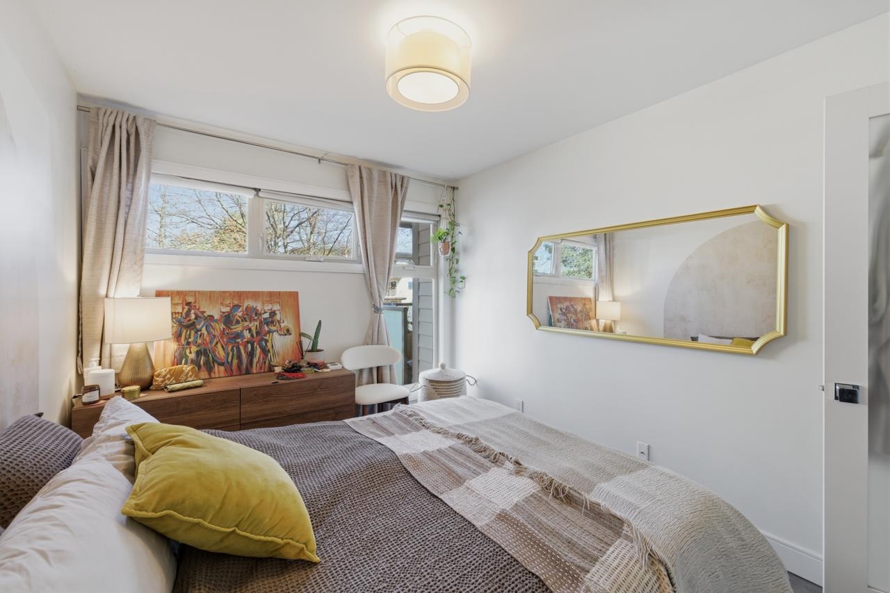 205 1864 FRANCES STREET Unit: 205