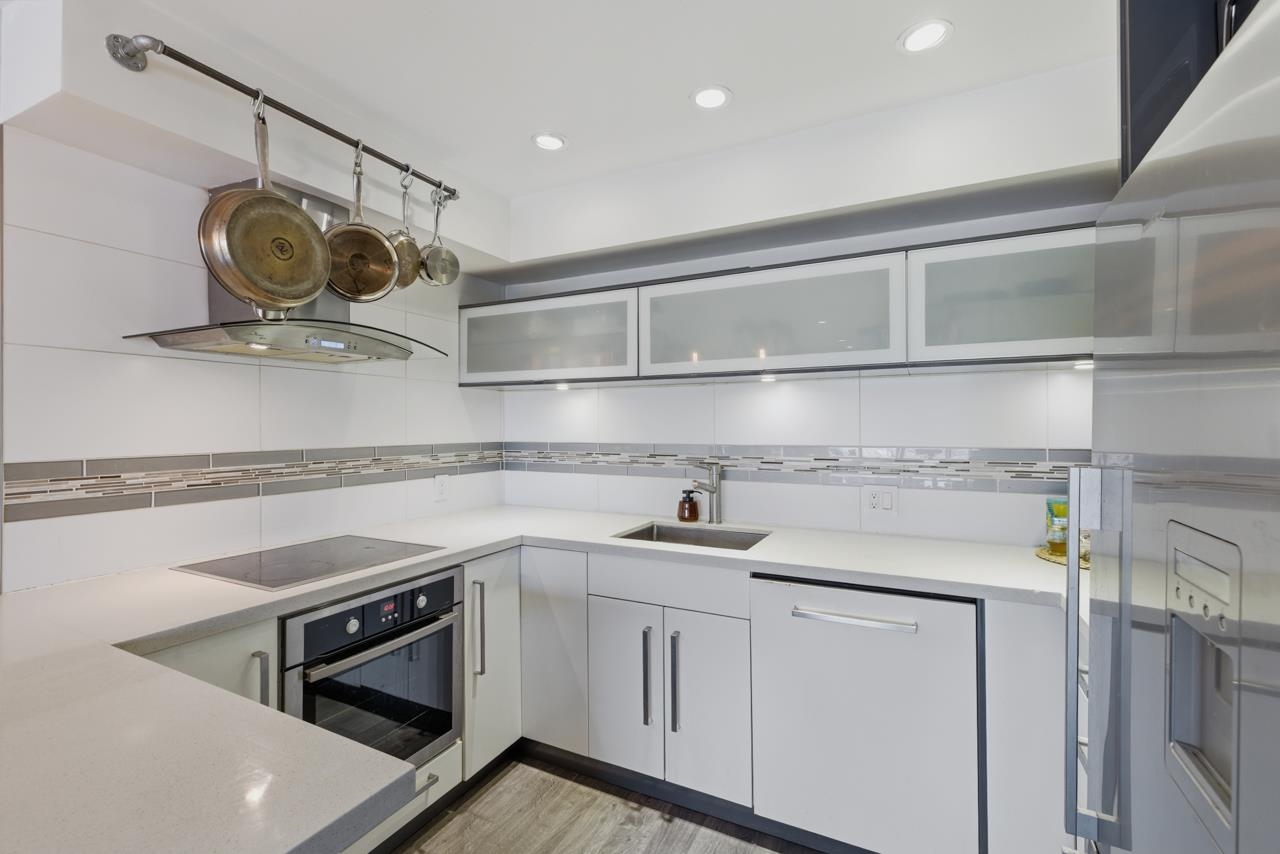 205 1864 FRANCES STREET Unit: 205