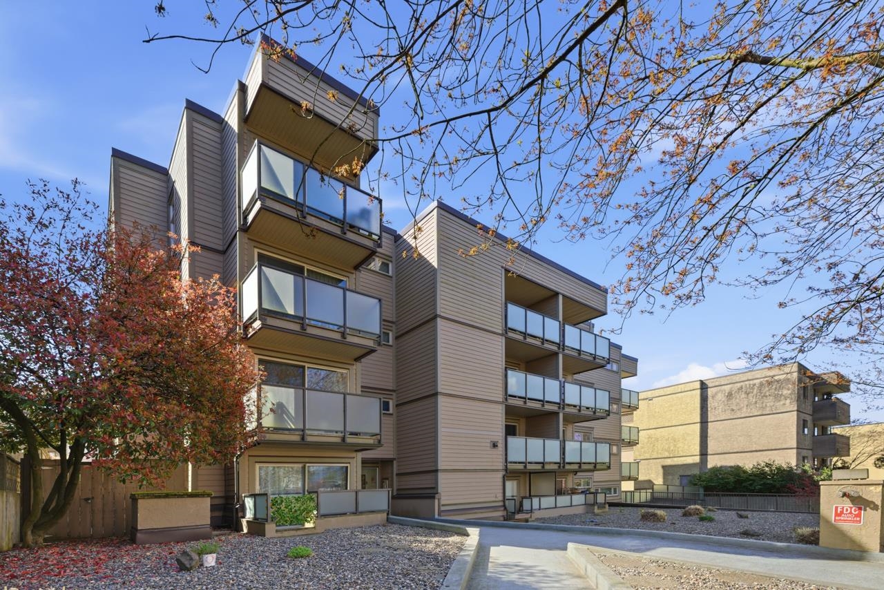 205 1864 FRANCES STREET Unit: 205
