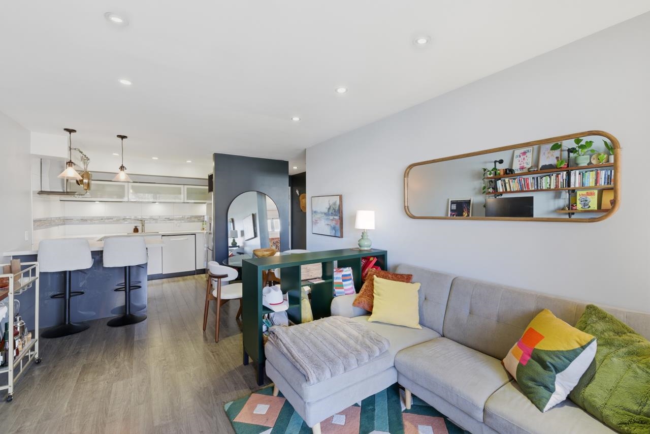 205 1864 FRANCES STREET Unit: 205