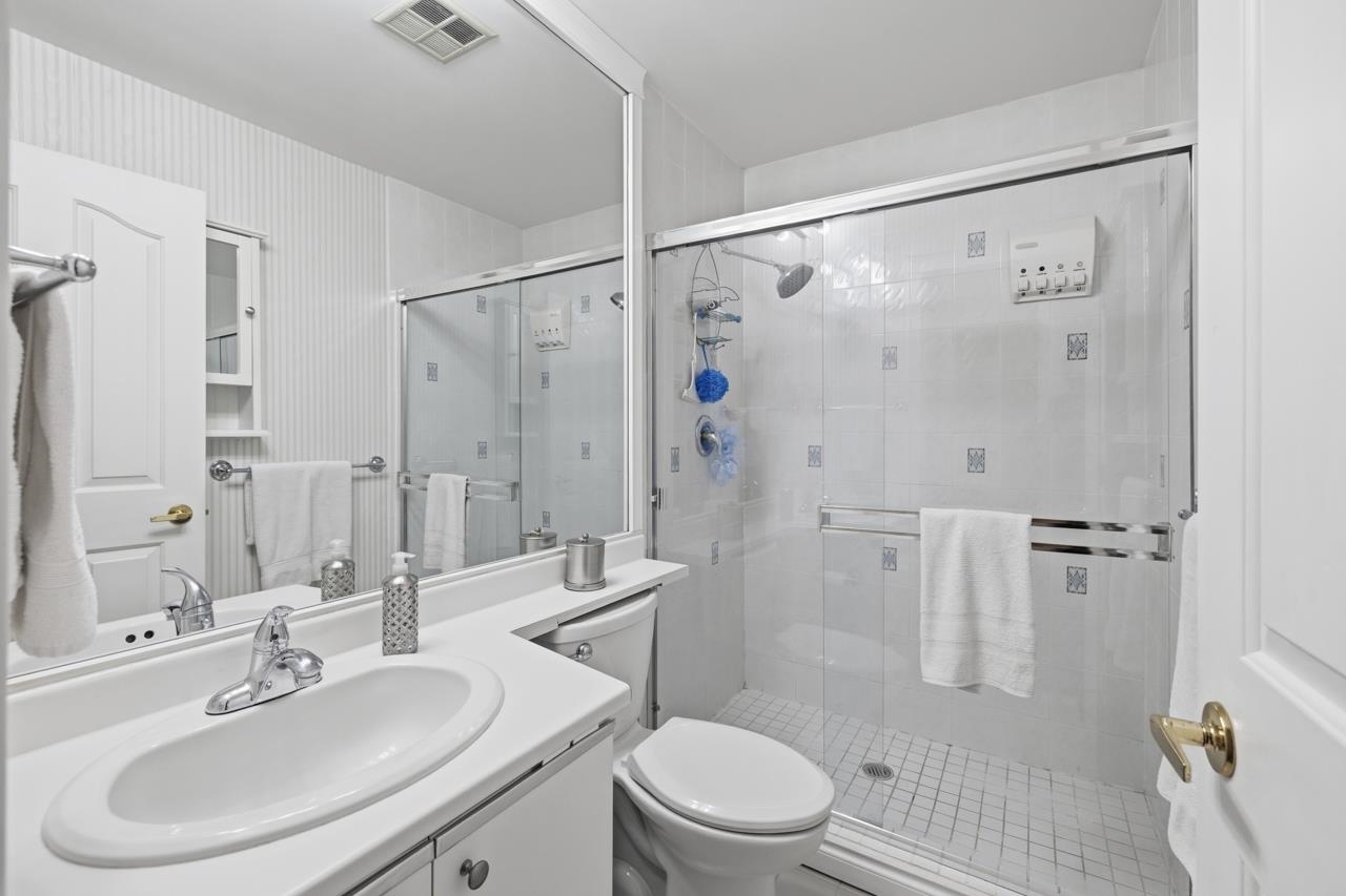 301 20680 56 AVENUE Unit: 301