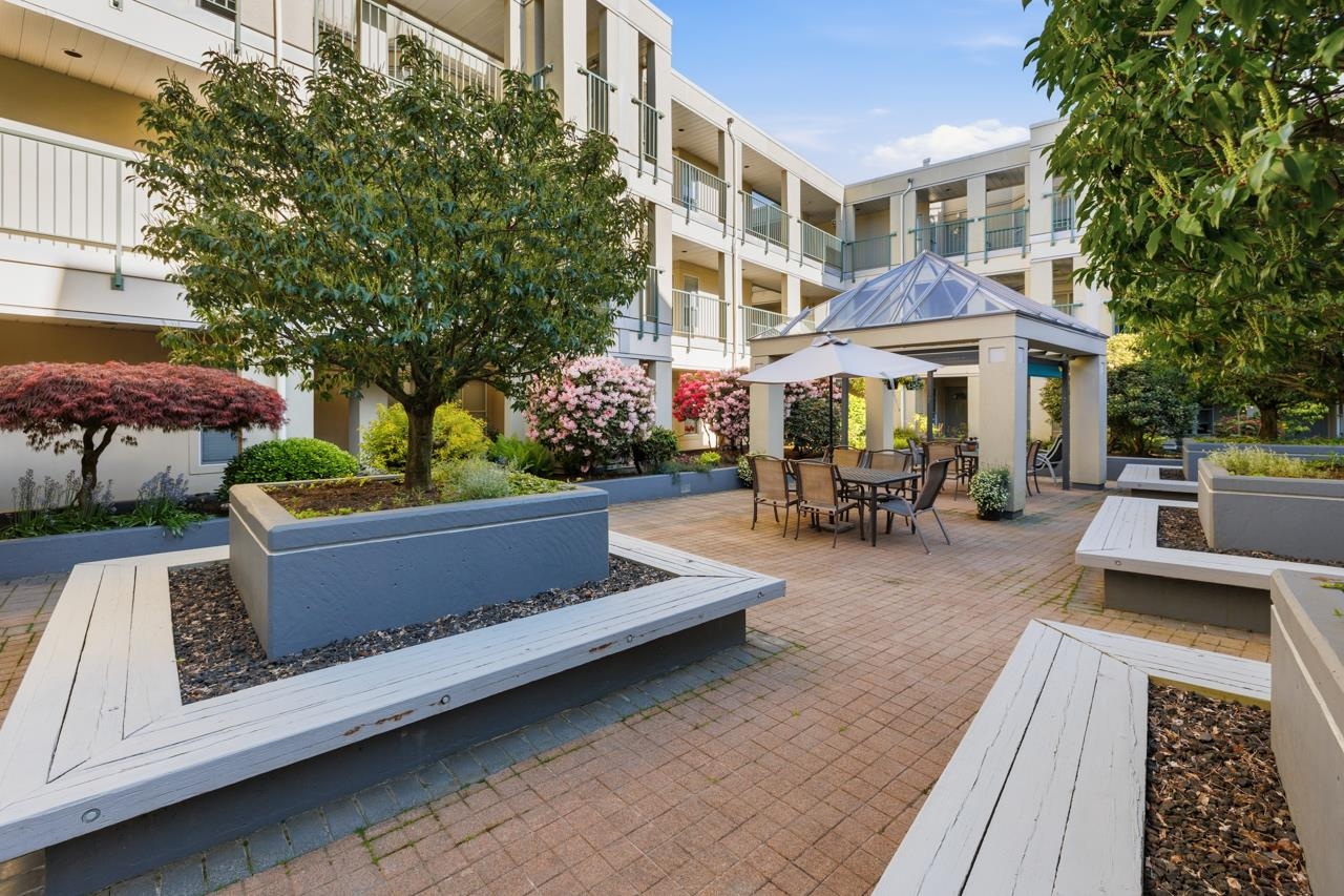 301 20680 56 AVENUE Unit: 301