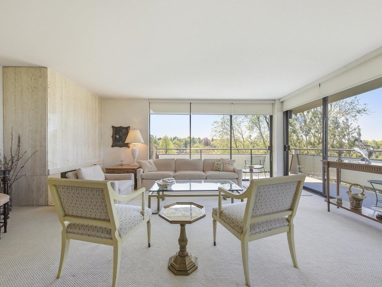 900 1685 W 14TH AVENUE Unit: 900