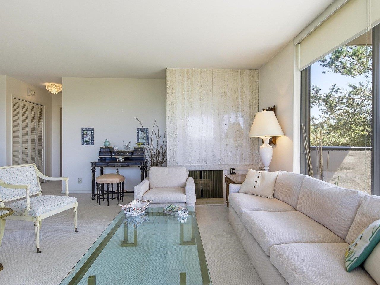 900 1685 W 14TH AVENUE Unit: 900