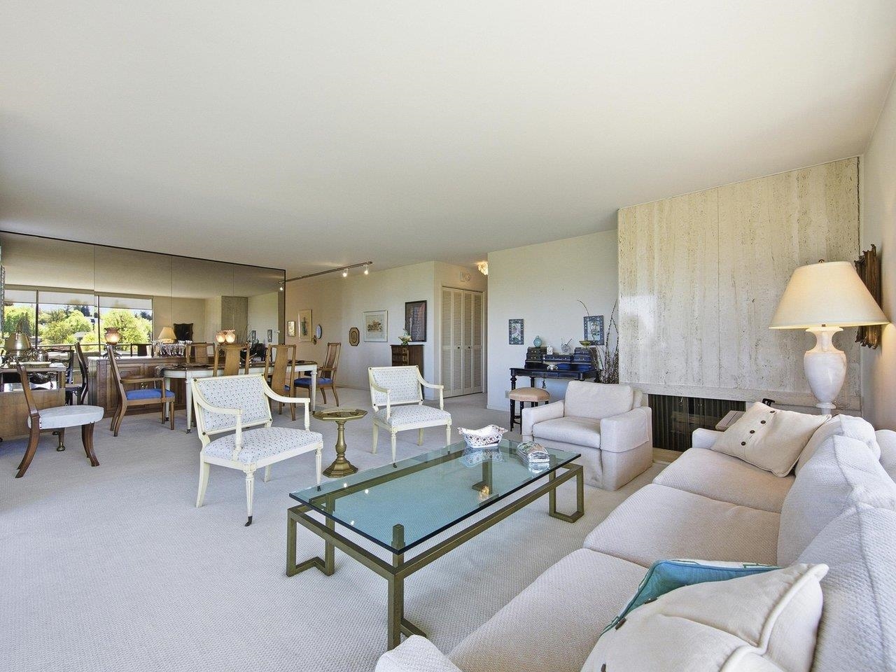 900 1685 W 14TH AVENUE Unit: 900