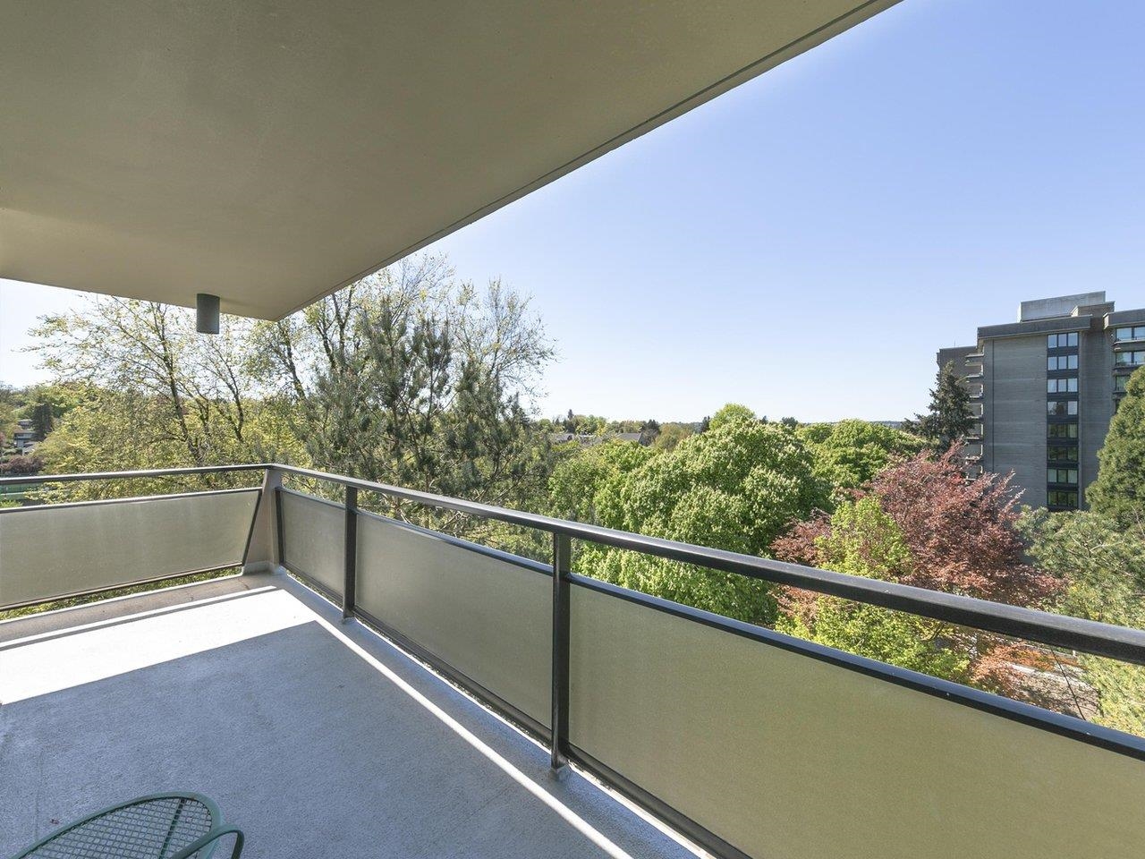 900 1685 W 14TH AVENUE Unit: 900