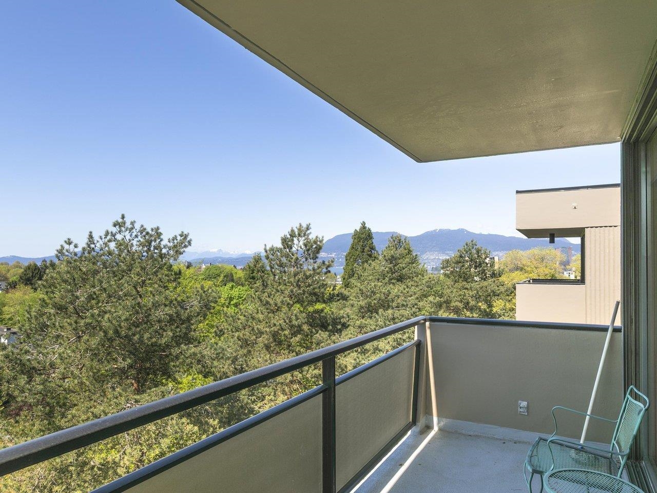 900 1685 W 14TH AVENUE Unit: 900