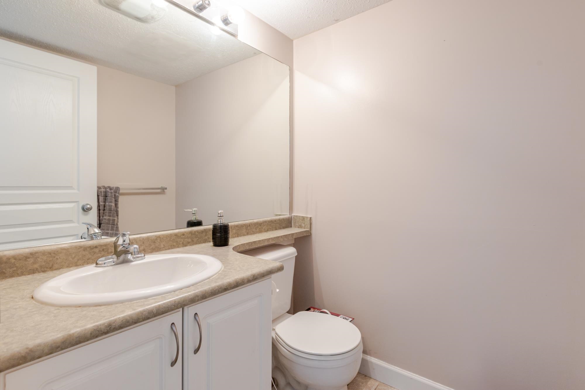 74 16388 85 AVE AVENUE Unit: 74