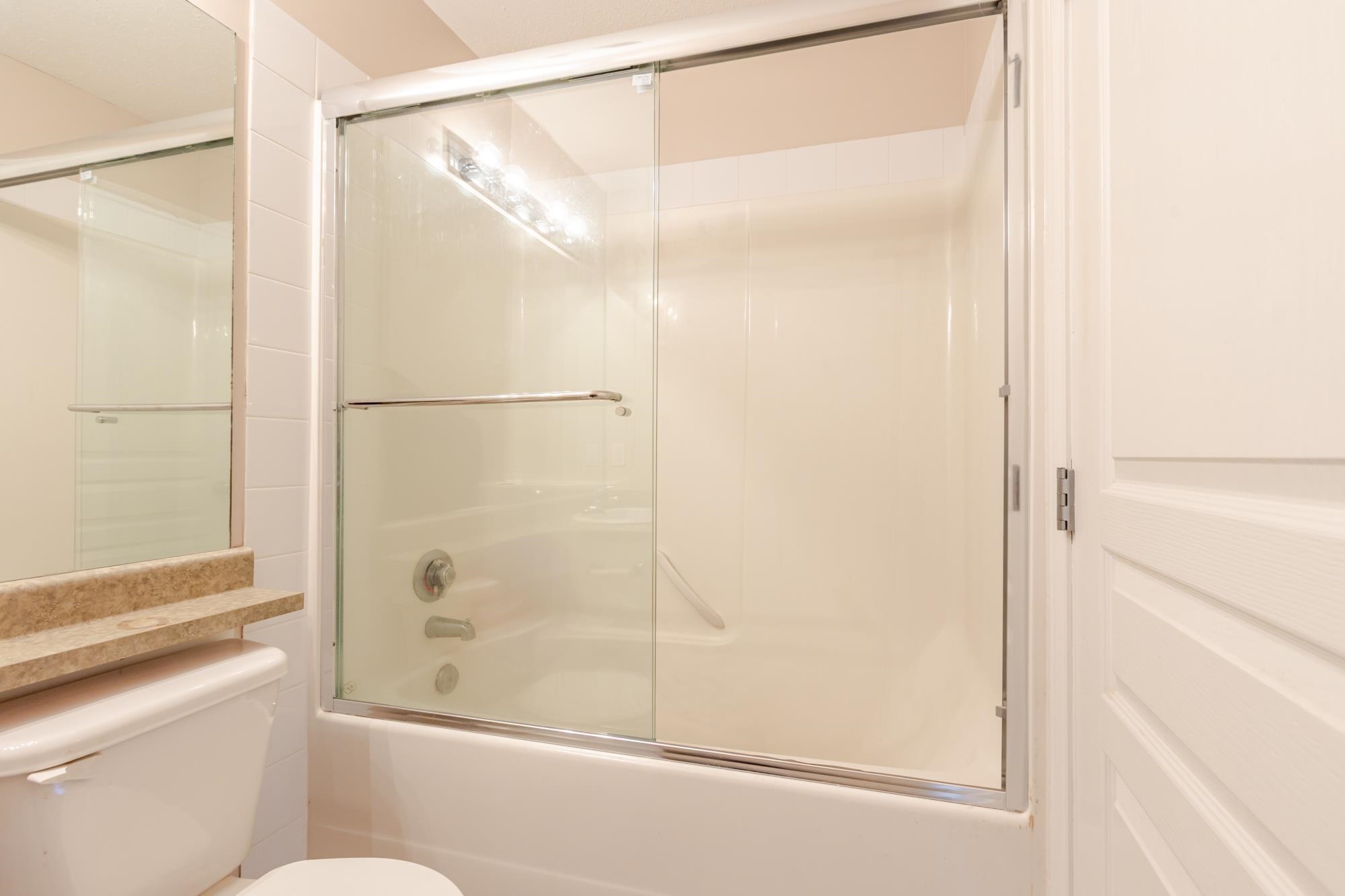 74 16388 85 AVE AVENUE Unit: 74