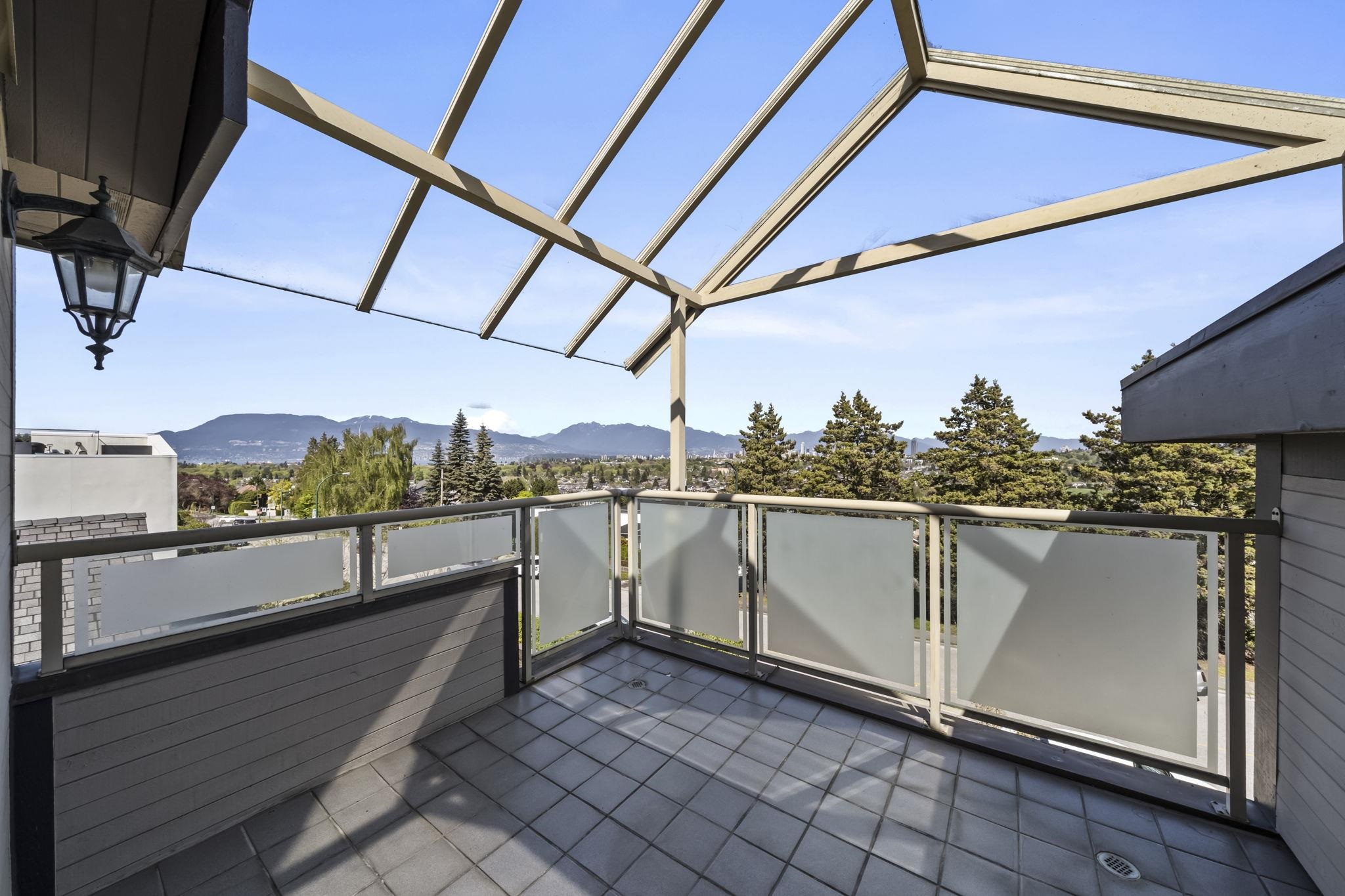 4233 QUESNEL DRIVE