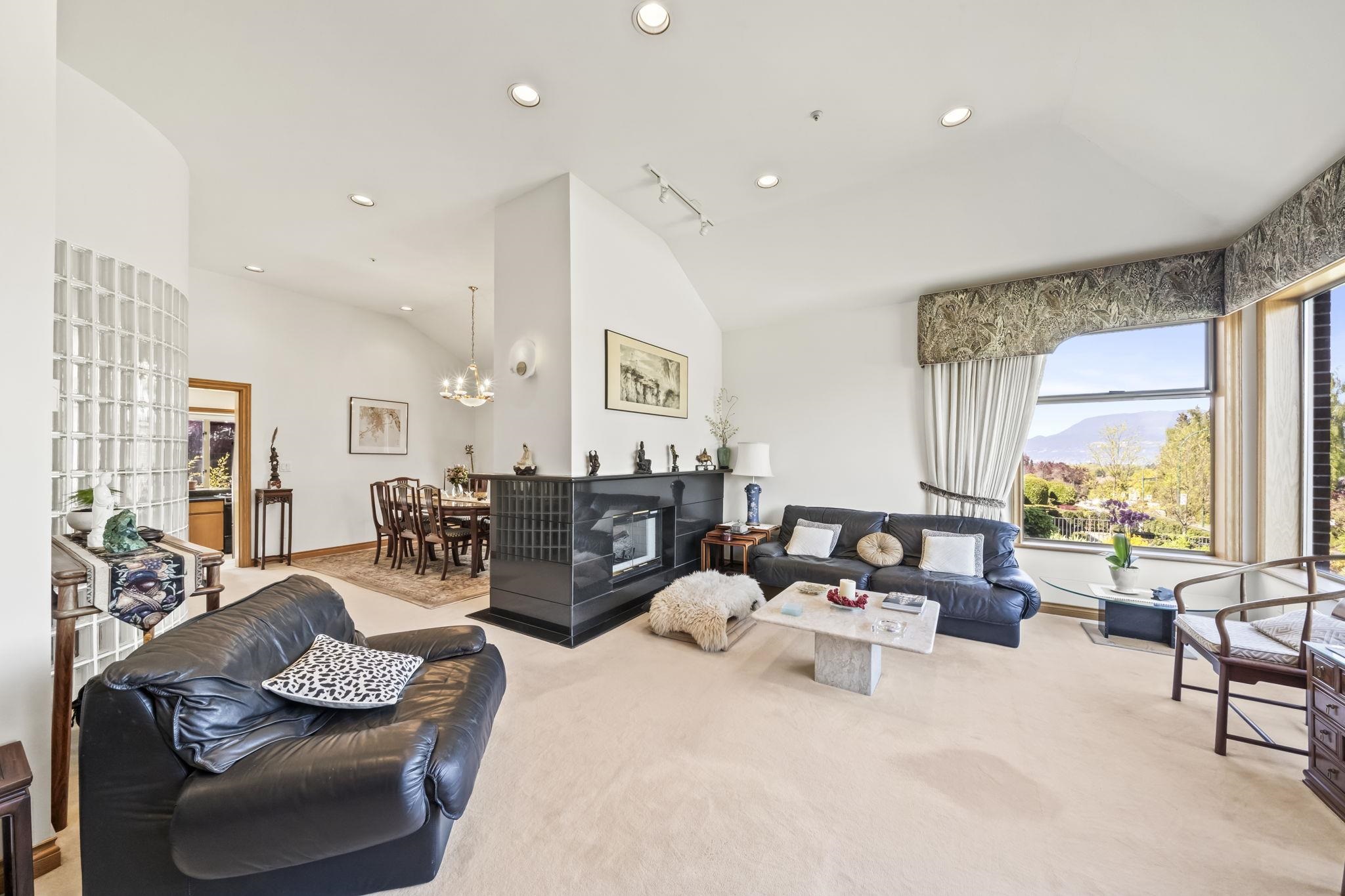 4233 QUESNEL DRIVE