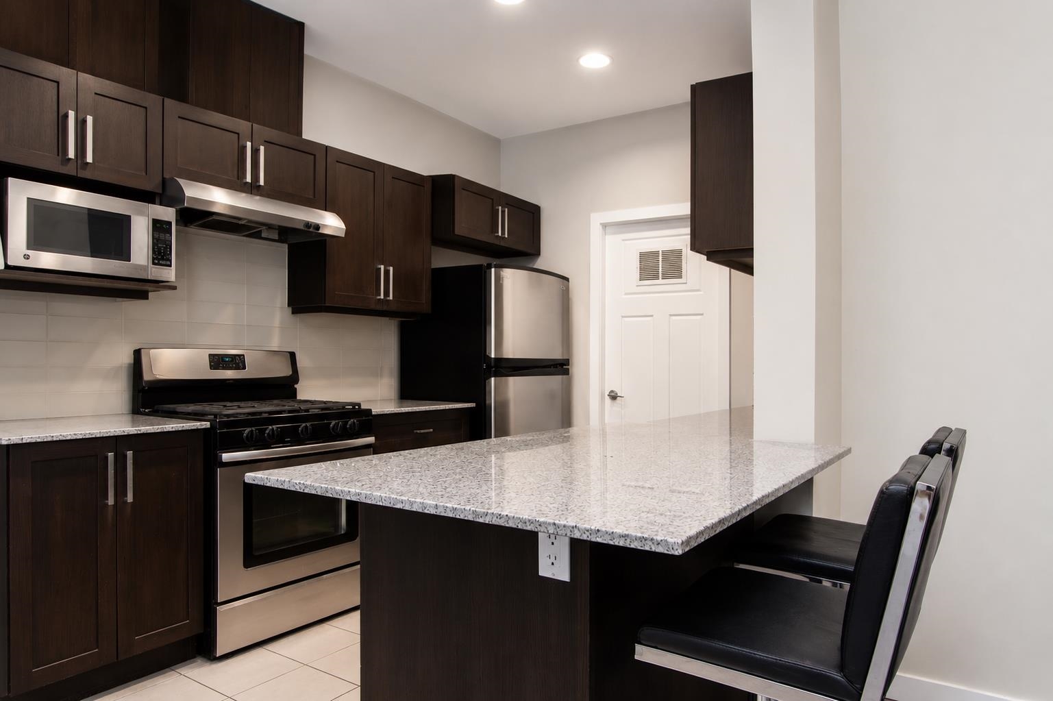 601 1212 MAIN STREET Unit: 601