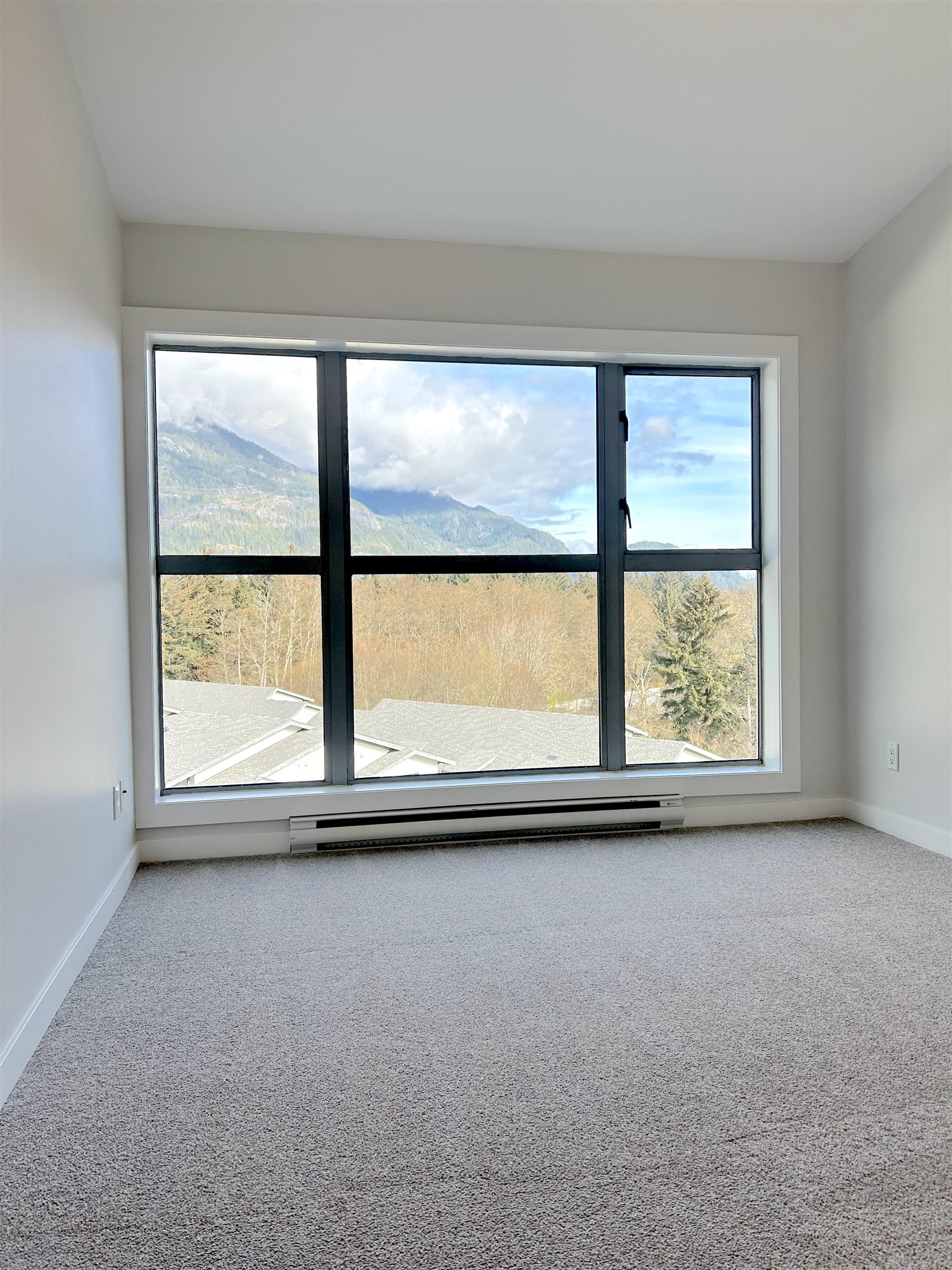 601 1212 MAIN STREET Unit: 601