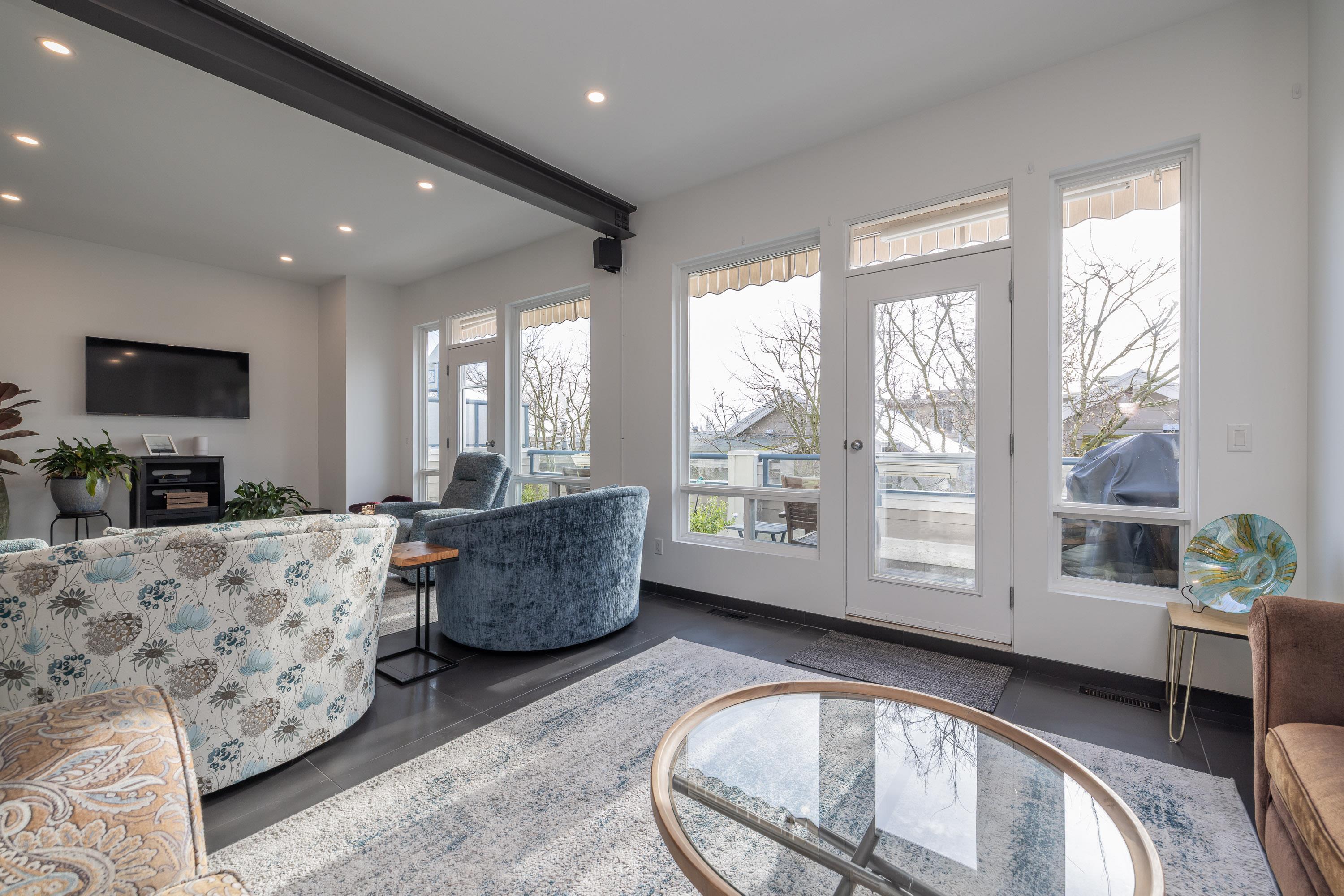 7 15161 PROSPECT AVENUE Unit: 7