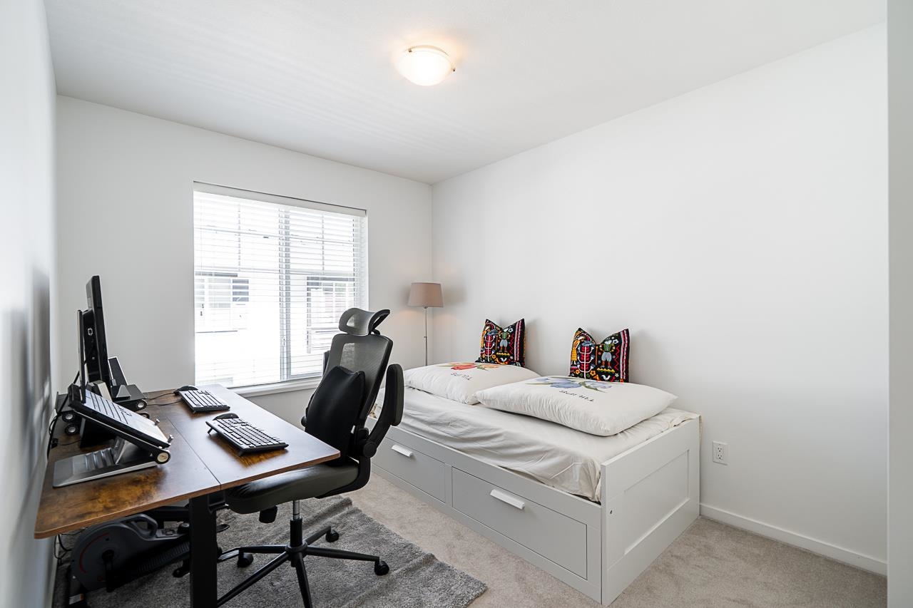 32 15128 24 AVENUE Unit: 32