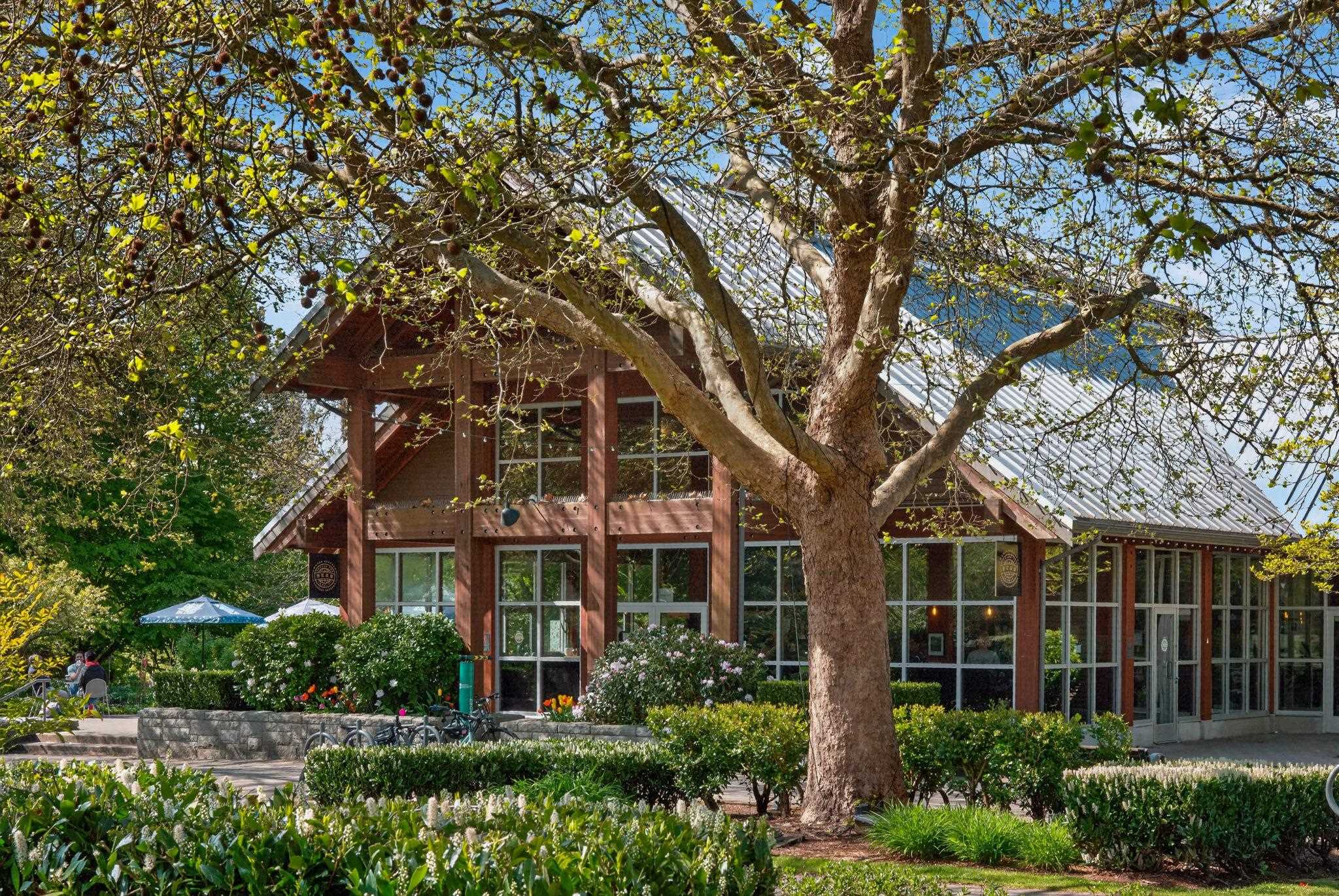 213 6328 LARKIN DRIVE Unit: 213