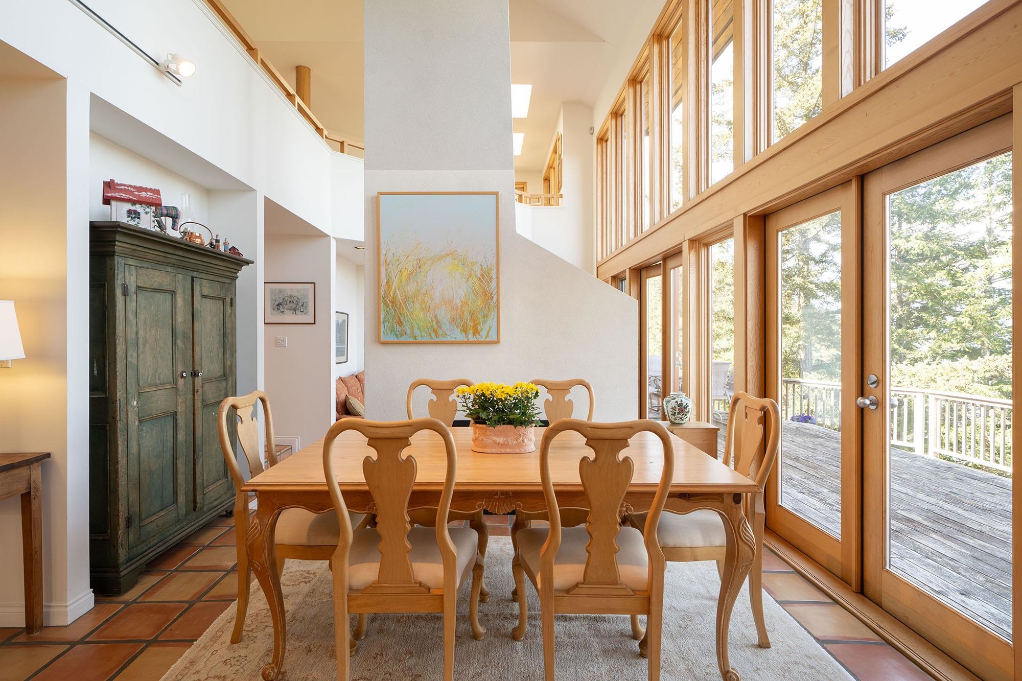 520 SMUGGLERS COVE ROAD