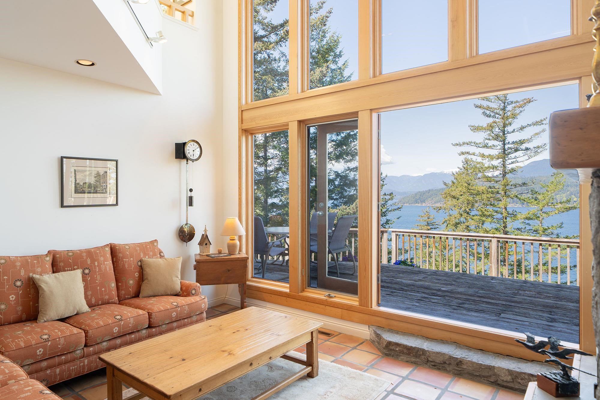 520 SMUGGLERS COVE ROAD