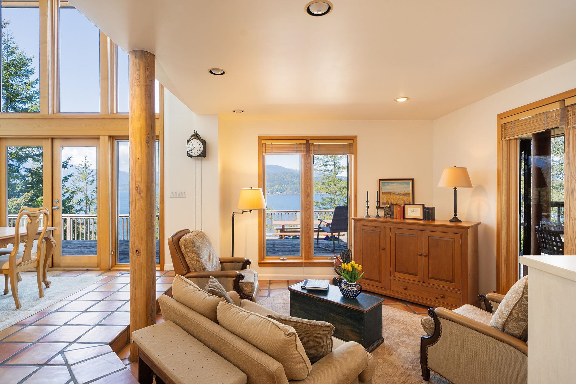 520 SMUGGLERS COVE ROAD