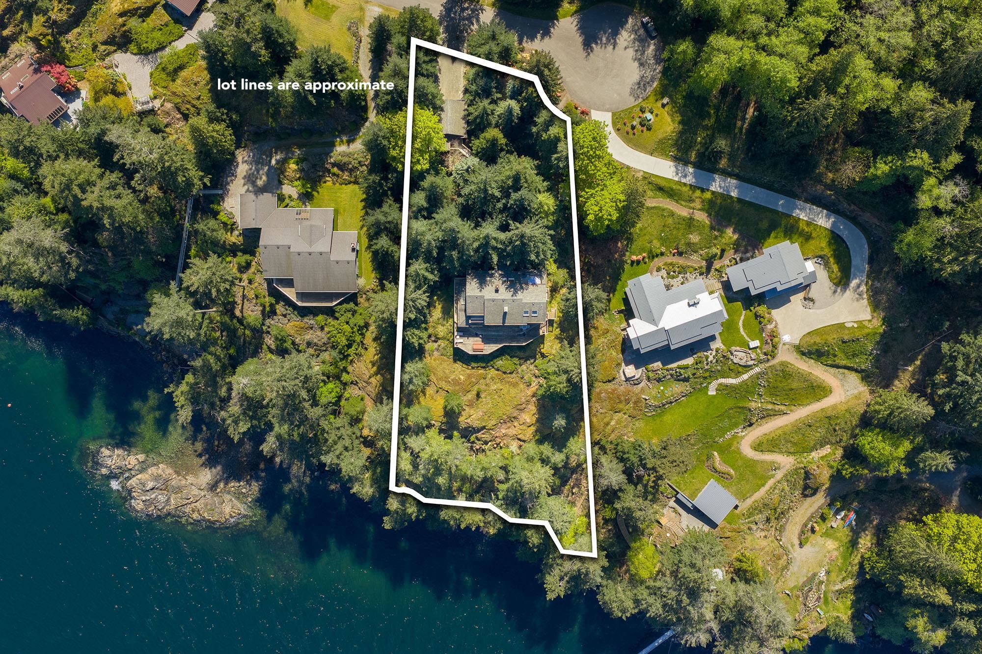 520 SMUGGLERS COVE ROAD