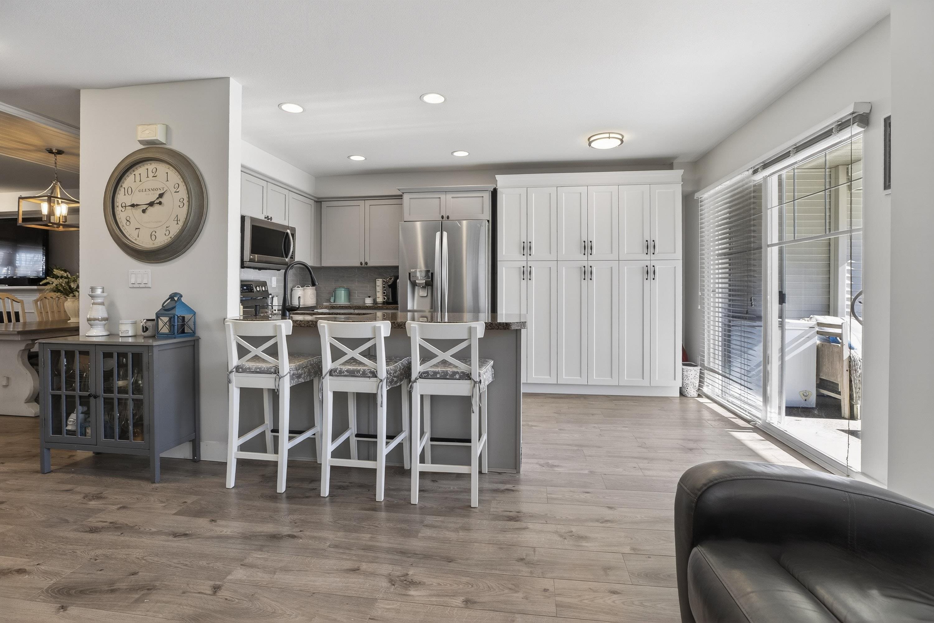 13 6568 193B STREET Unit: 13