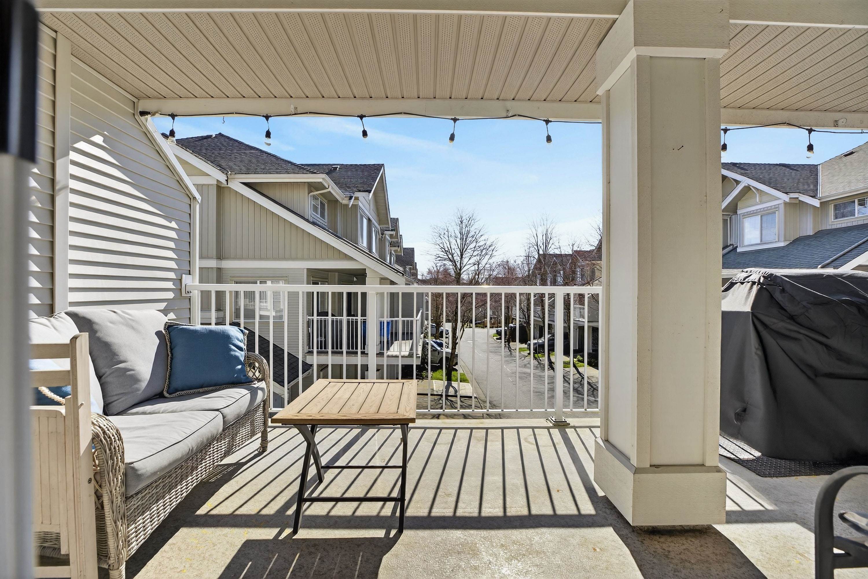 13 6568 193B STREET Unit: 13