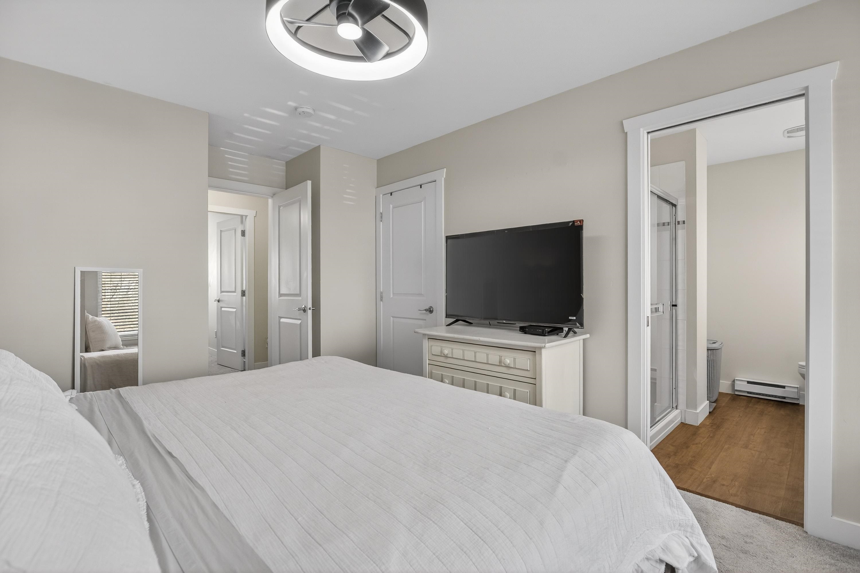13 6568 193B STREET Unit: 13
