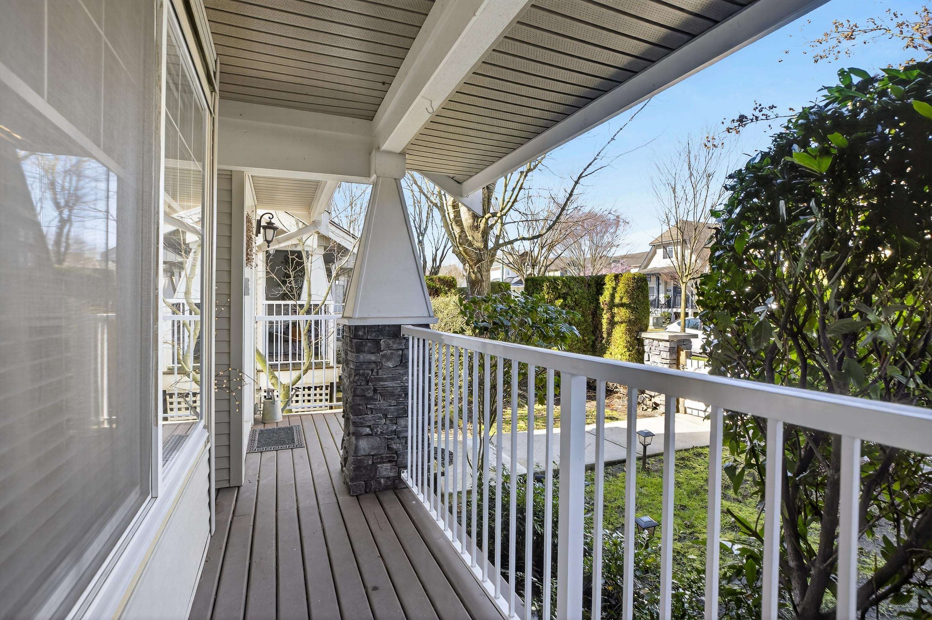 13 6568 193B STREET Unit: 13