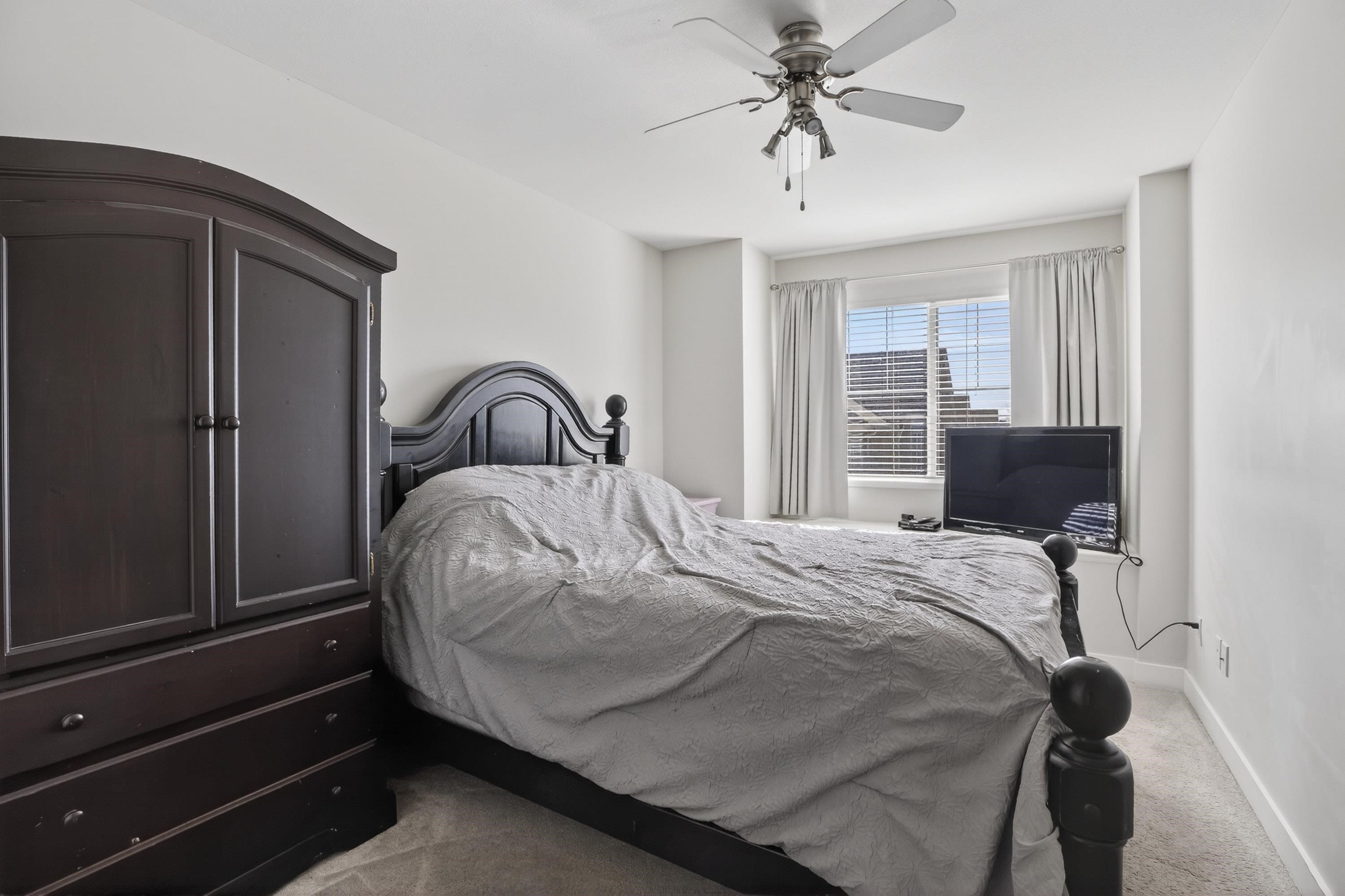 13 6568 193B STREET Unit: 13