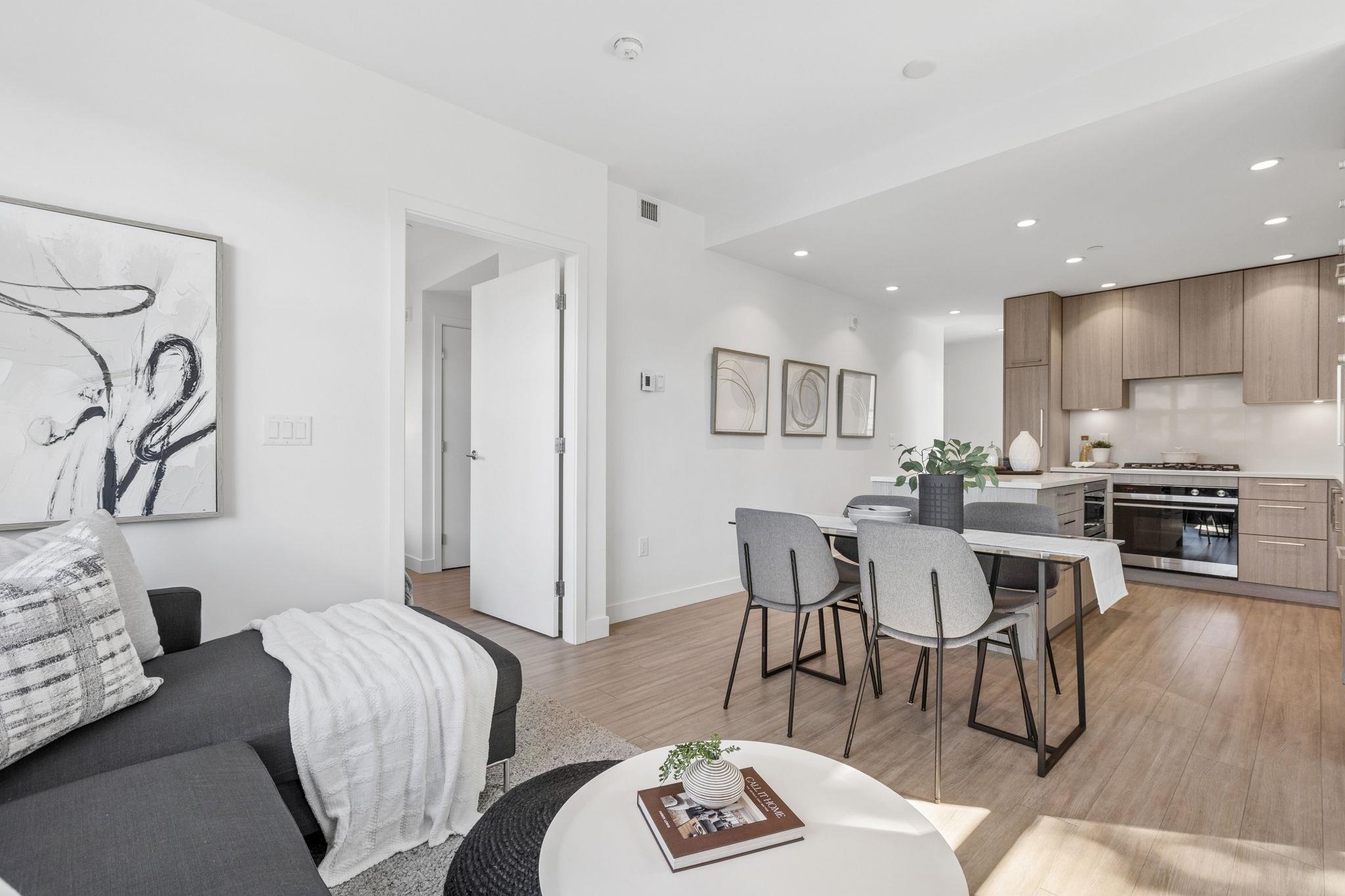 201 707 E 3RD STREET Unit: 201