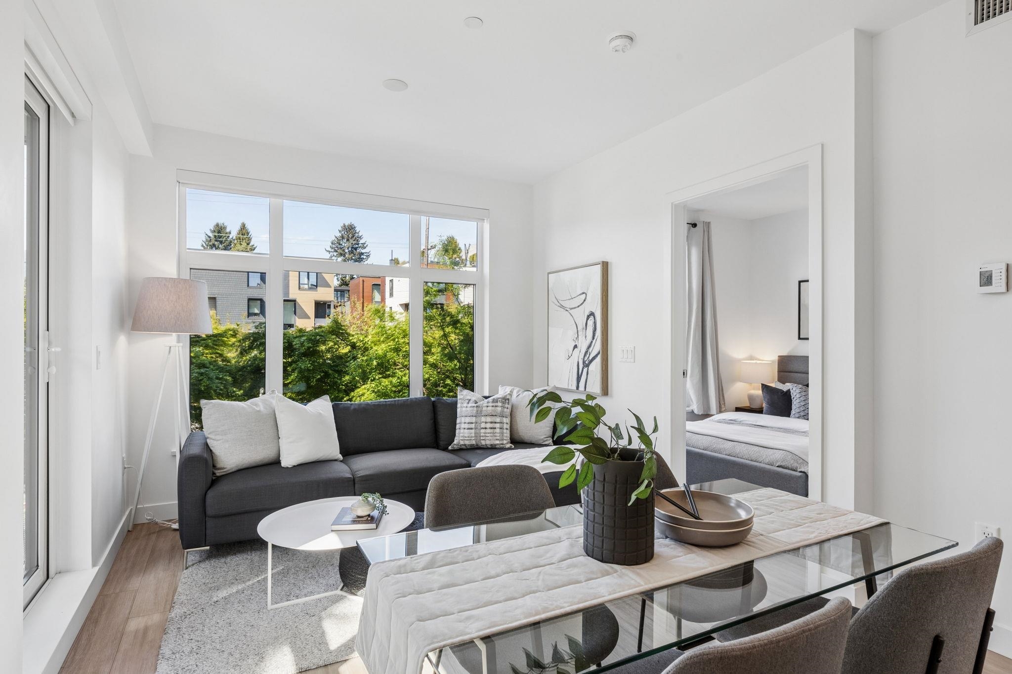 201 707 E 3RD STREET Unit: 201
