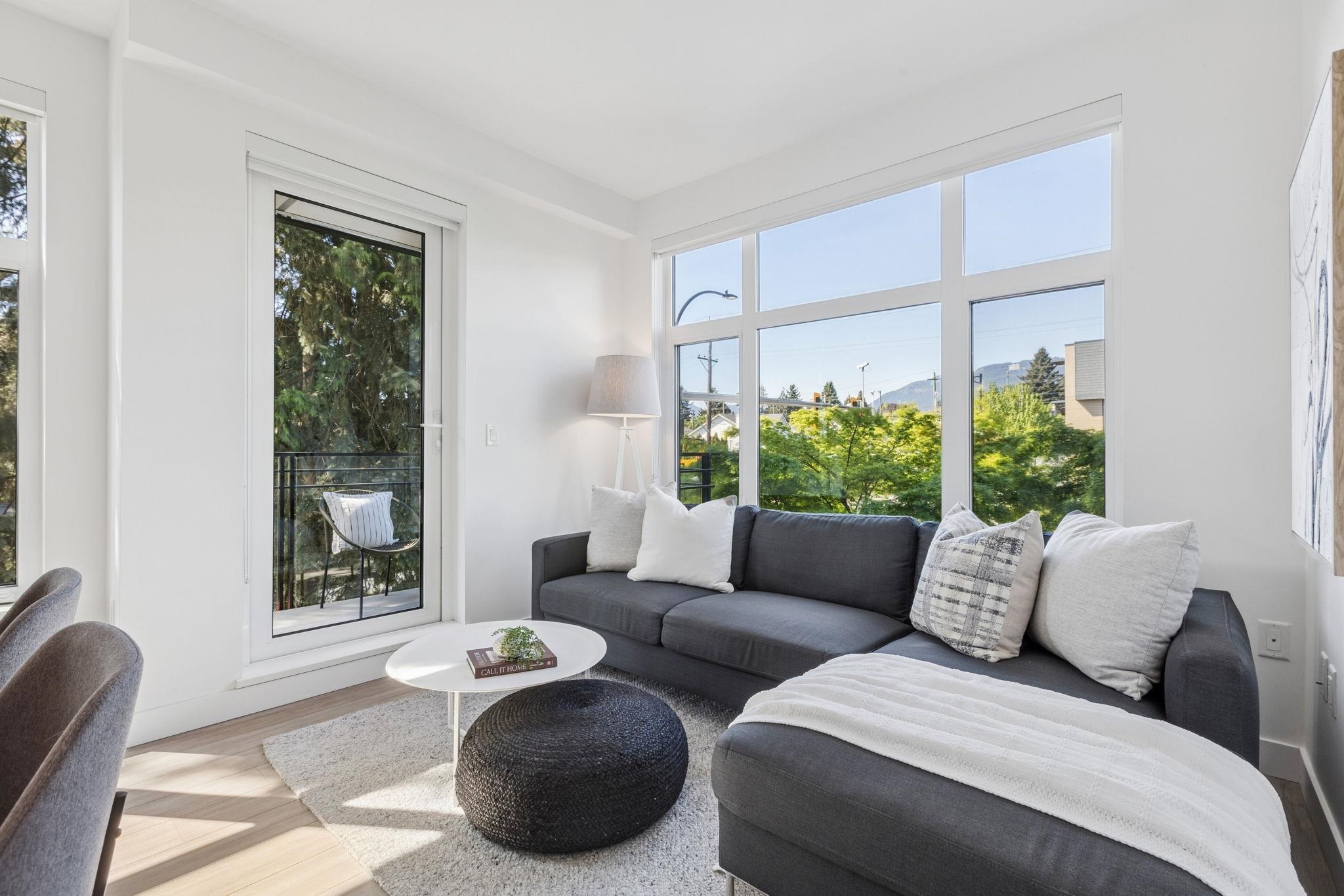 201 707 E 3RD STREET Unit: 201